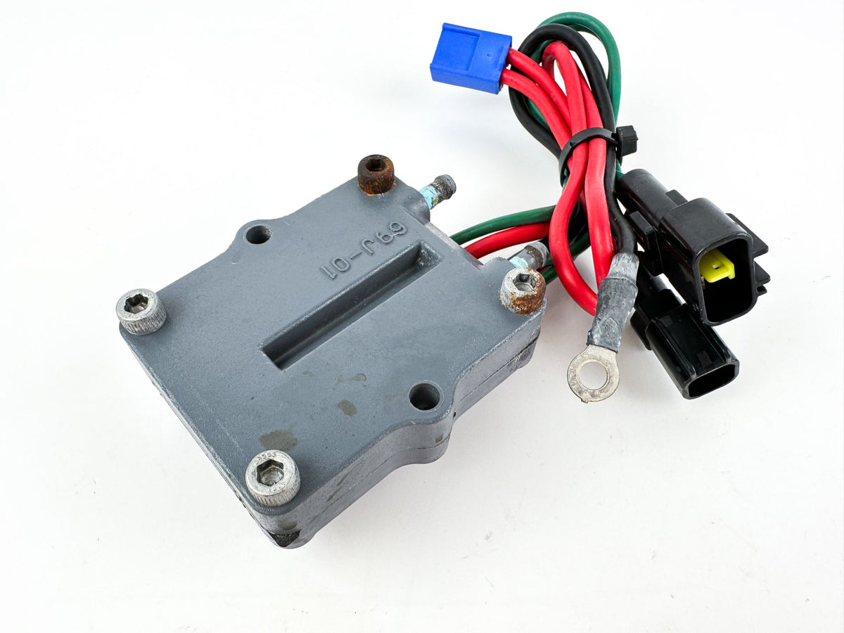 2004 Yamaha 150 HP 2 Stroke Outboard Rectifier & Regulator 68F-81960-01-00 OEM