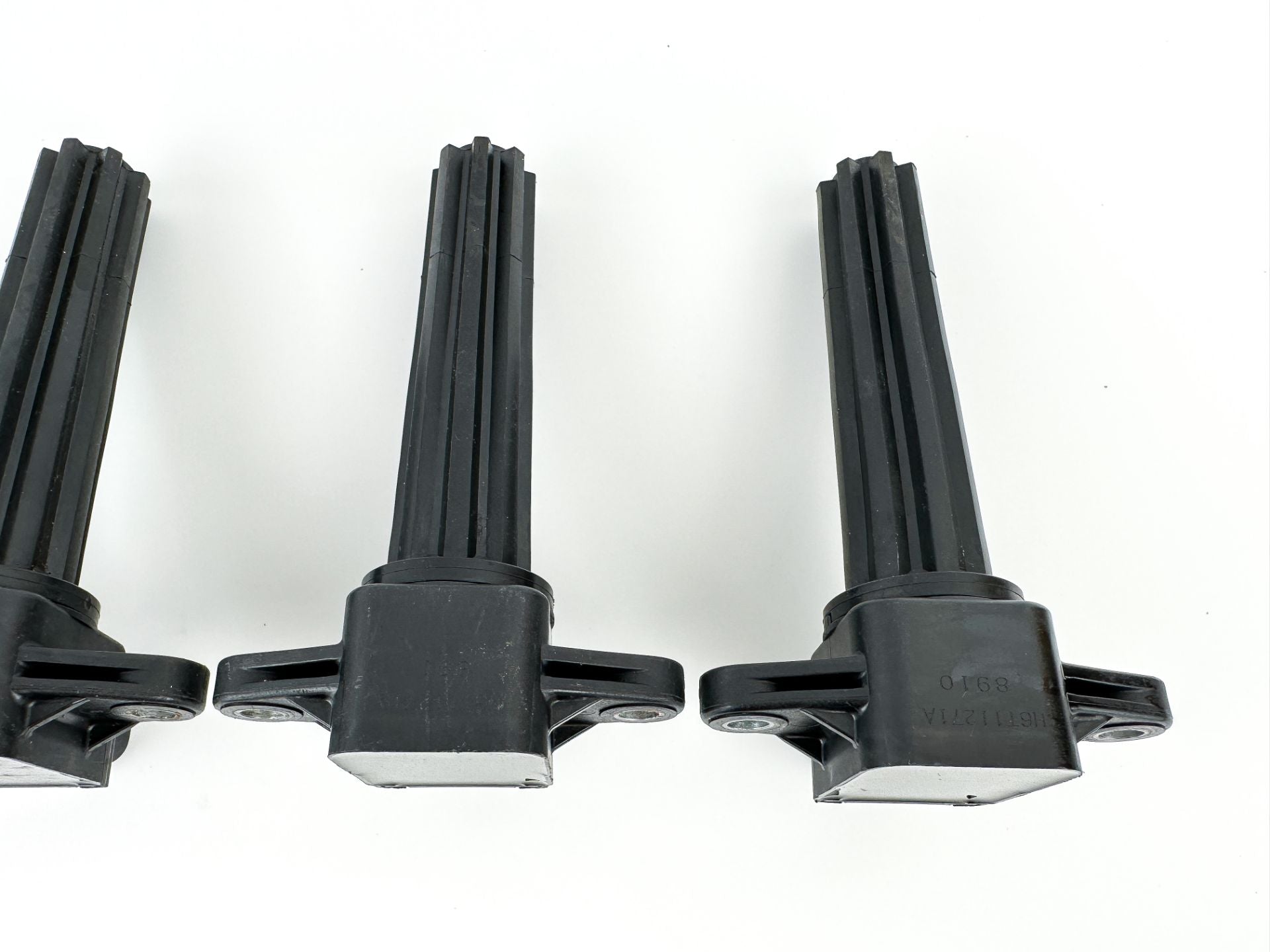 2009 Yamaha 250 HP 4 Stroke Outboard Ignition Coil Set 6P2-82310-01-00 OEM