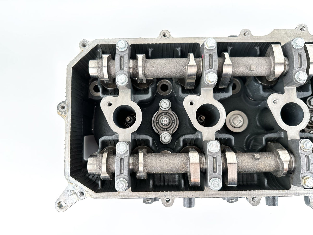 2014 Yamaha 200 HP 4 Stroke Outboard Cylinder Head 6DA-W009A-00-9S OEM