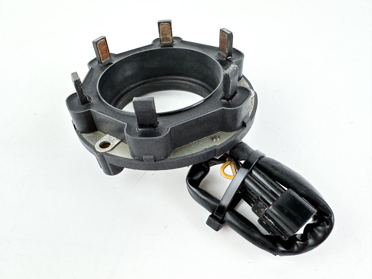 2003 Yamaha 200 HP 2 Stroke Outboard Coil Pulser 68F-85580-00-00 OEM