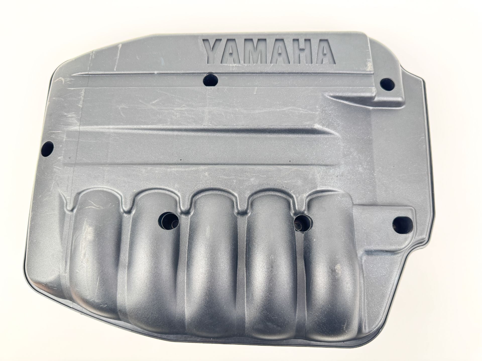 2005 Yamaha 300 HP HPDI 2 Stroke Outboard Intake Air Silencer Assembly 60V-14440-00-00 OEM