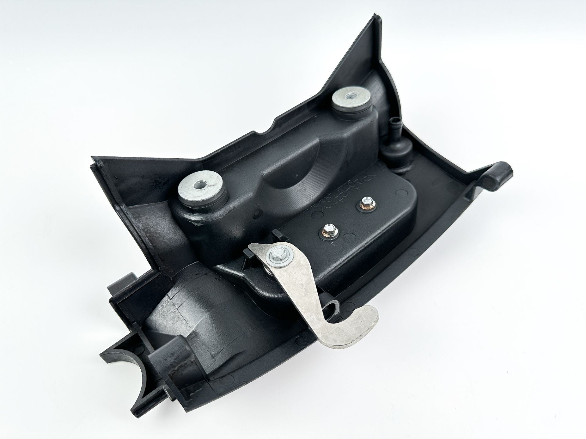 2016 Suzuki 175 HP 4 Stroke Outboard Front Panel Cowling Assembly 61831-96J10-0EP OEM