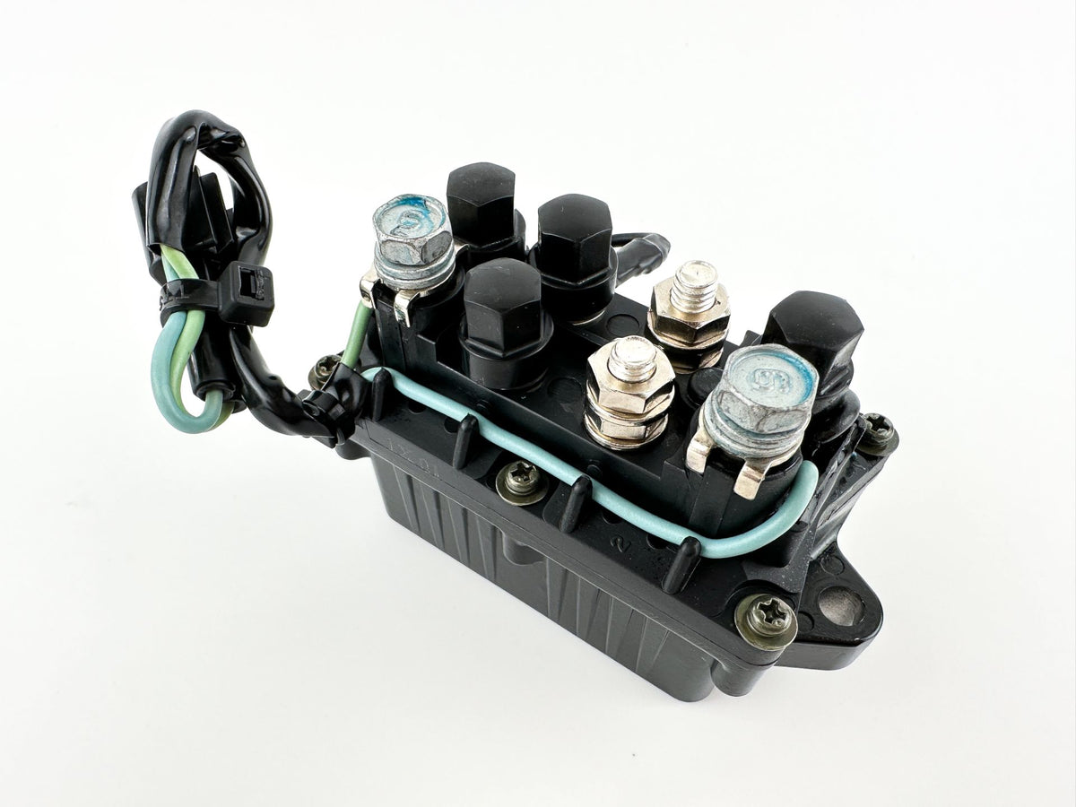 2002 Yamaha 200 HP 4 Stroke Outboard Trim Tilt Relay 69J-81950-00-00 OEM