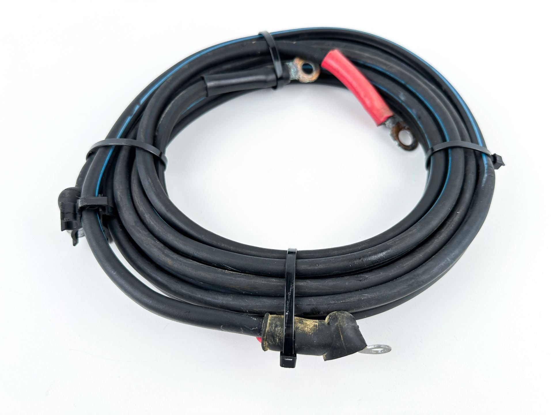 2004 Yamaha 90 HP 2 Stroke Outboard Battery Cables 6H0-82105-J1-00 OEM
