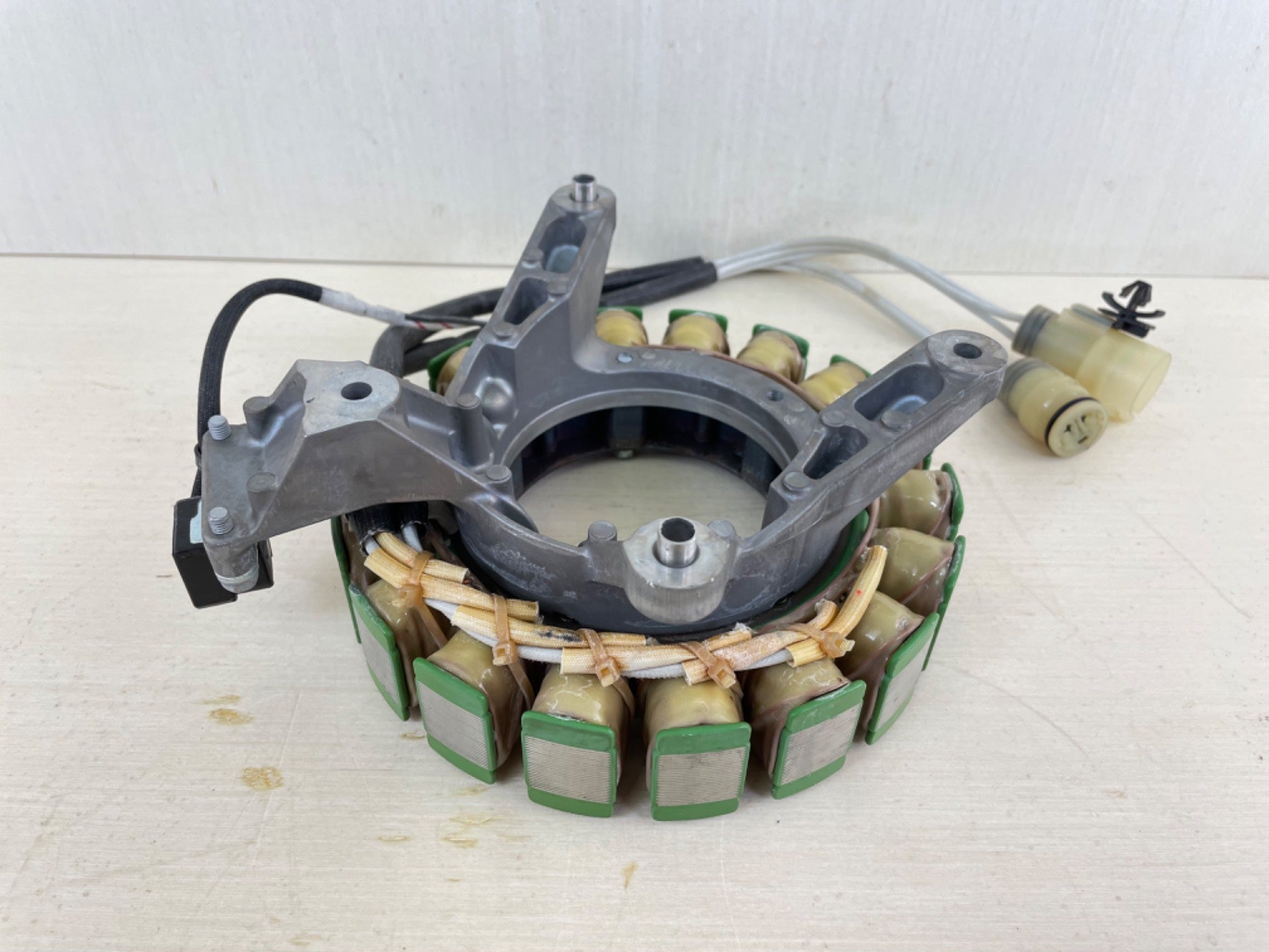 2013-21 Yamaha 150 175 200 HP Outboard Stator Coil Pulser Base Assembly 6DA-81410-00-00