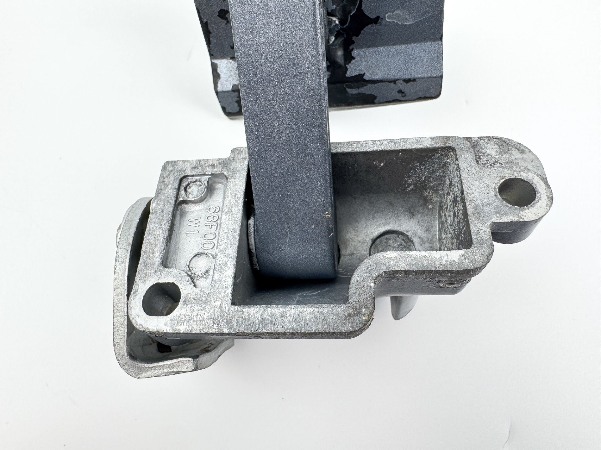 2004 Yamaha 150 HP 4 Stroke Outboard Latch Handle Set 63P-42815-00-8D OEM