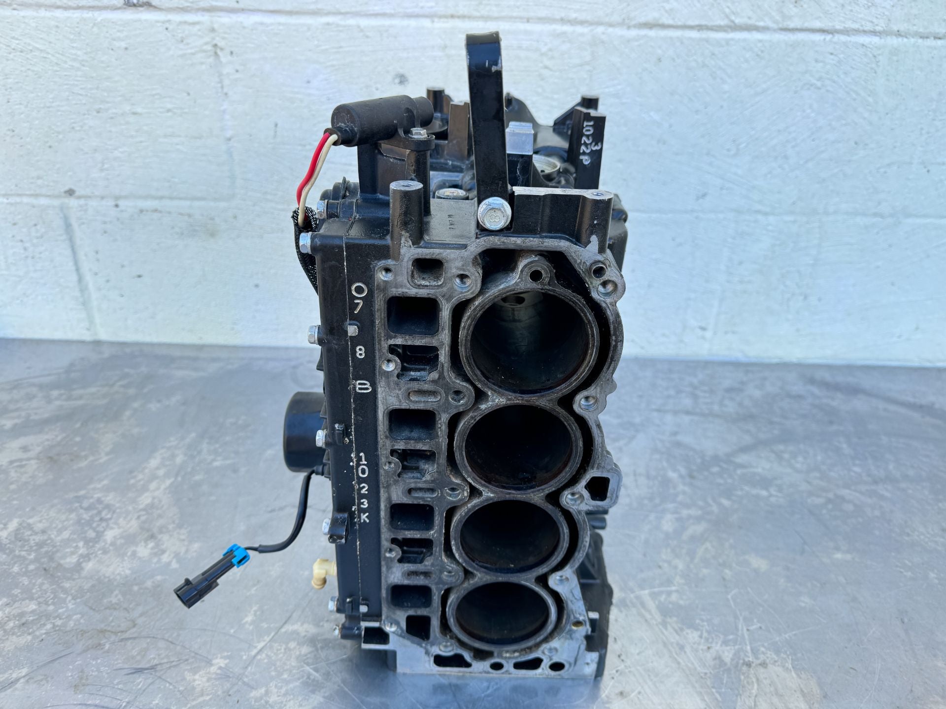 2003 Mercury 60 HP 4 Stroke Outboard Crankcase Short Block Assembly 857015T6 OEM