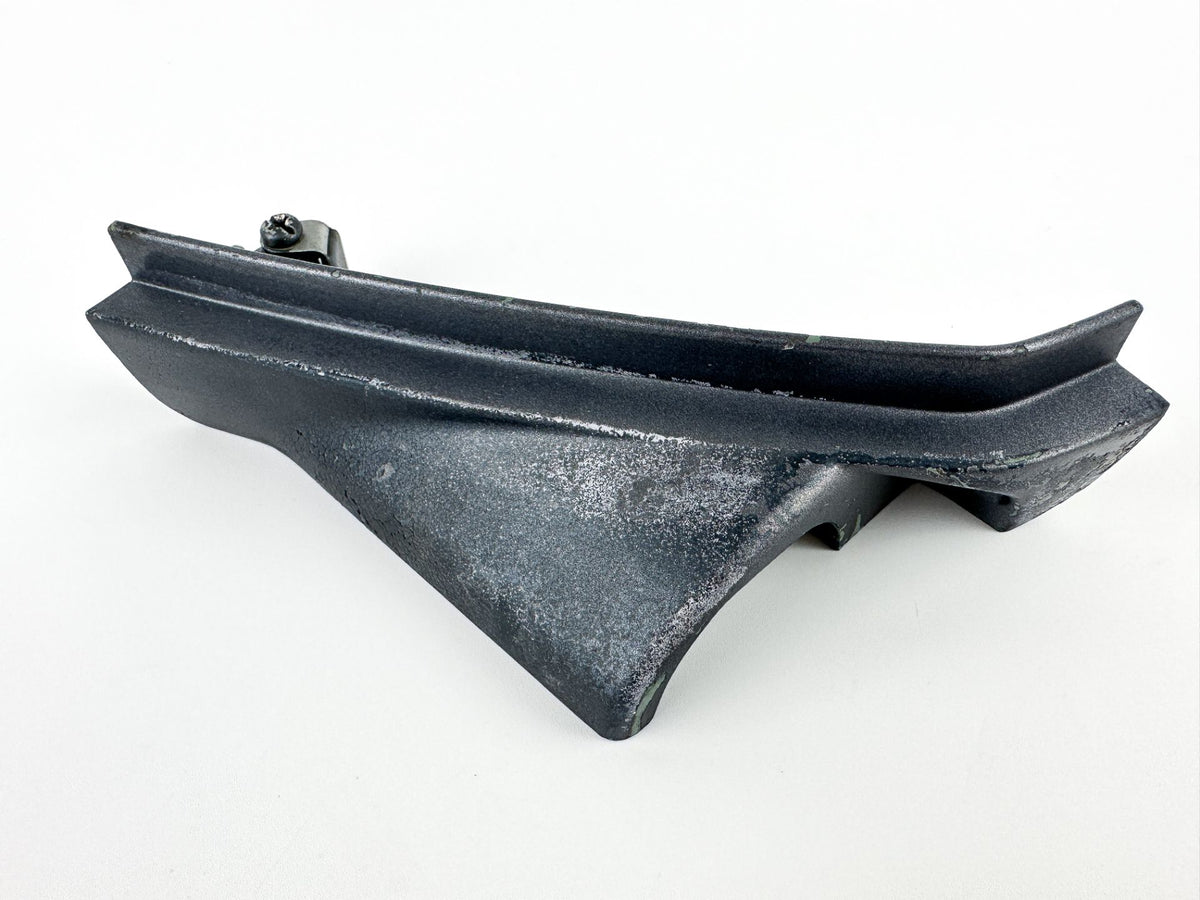2004 Yamaha 225 HP 4 Stroke Outboard Cable Cover Plate 69J-42738-01-5B OEM