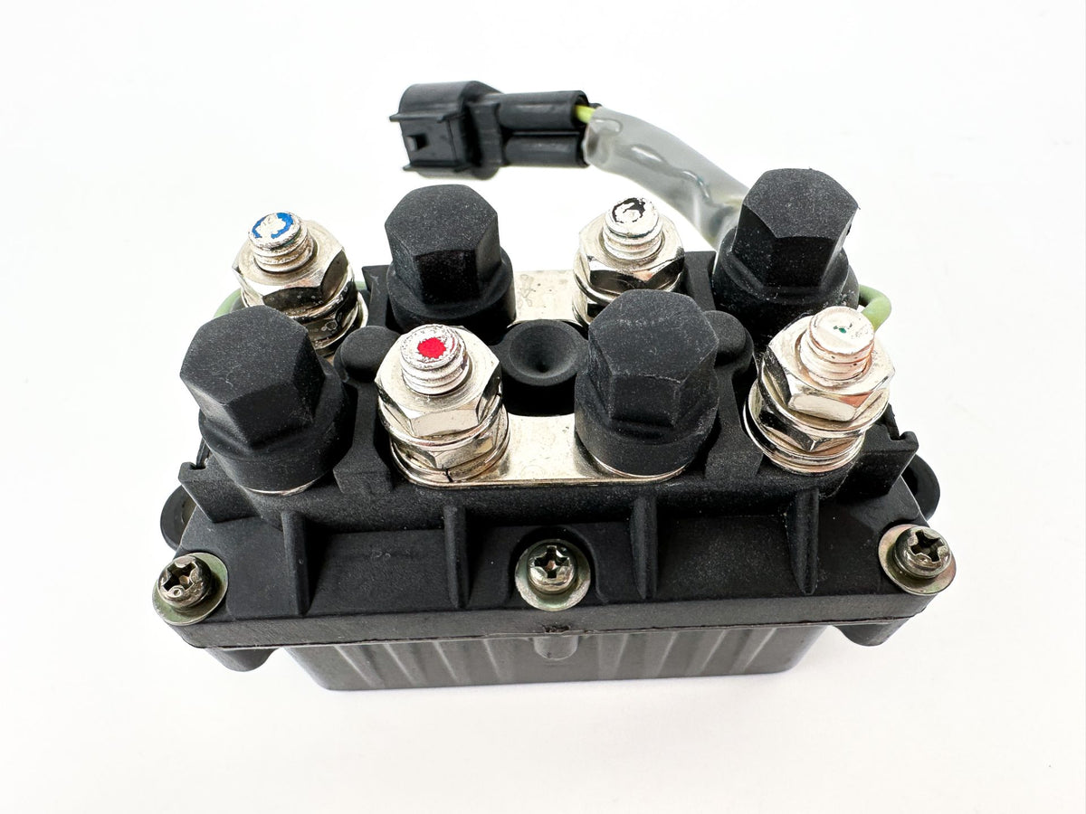 2005 Yamaha 200 HP 2 Stroke Outboard Trim Tilt Relay 61A-81950-00-00 OEM