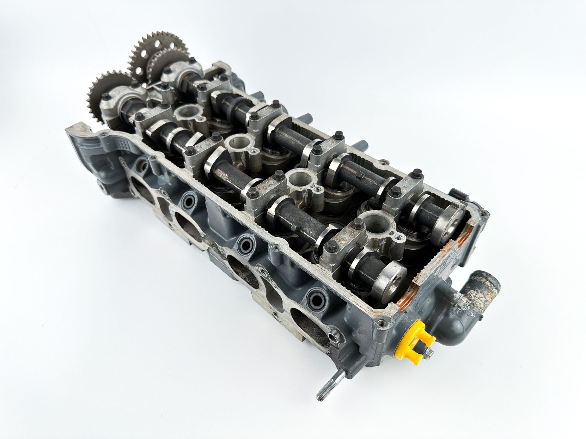 2005 Suzuki 115 HP 4 Stroke Outboard Cylinder Head 11100-90J11 OEM