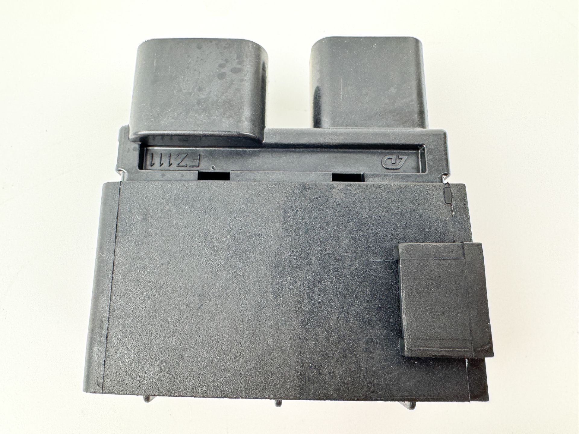 2017 Suzuki 115 HP 4 Stroke Outboard Trim Tilt Relay 38410-93J21 OEM