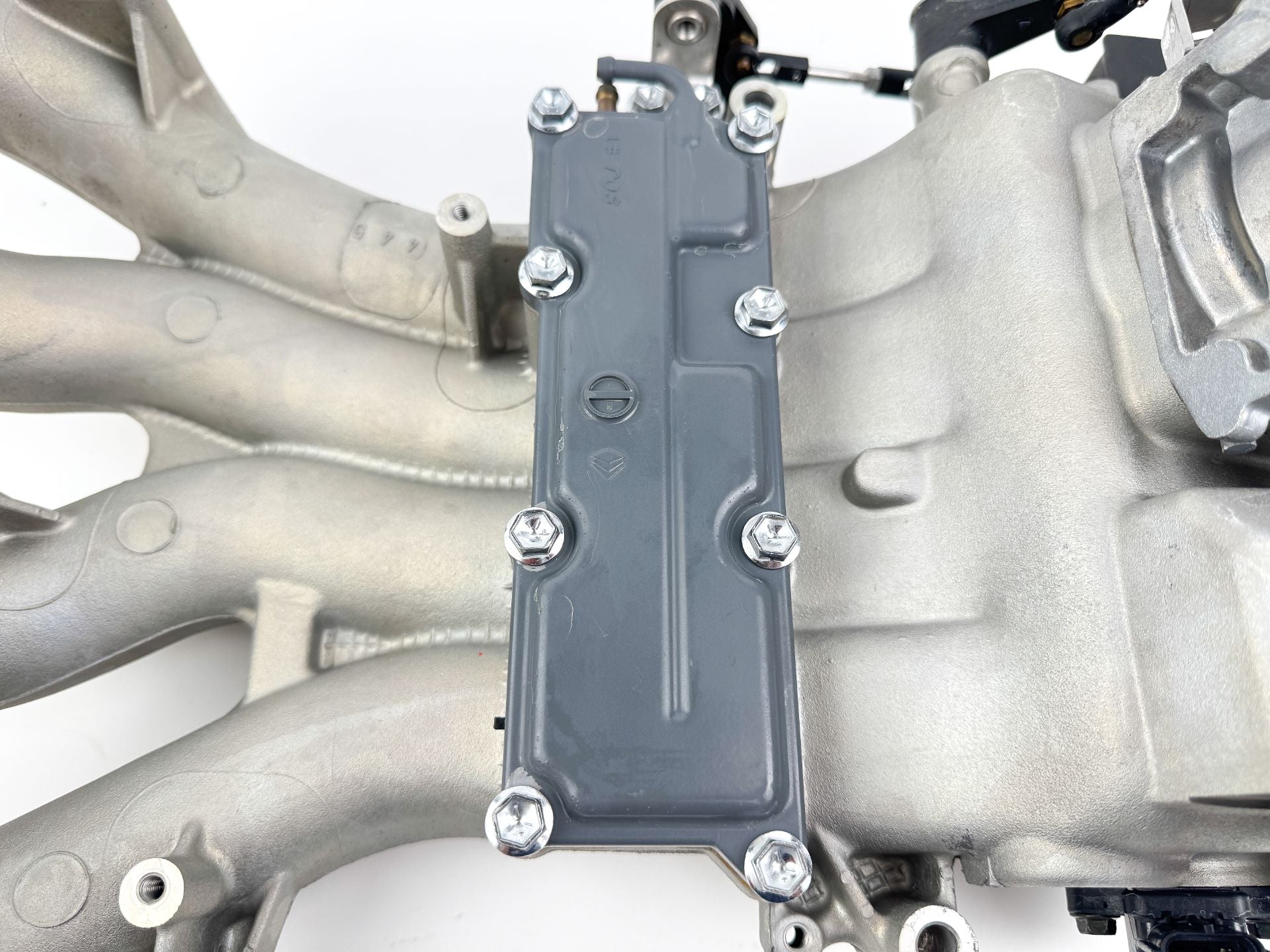 2005 Suzuki DF 140 140HP 4 Stroke Outboard Intake Manifold Complete