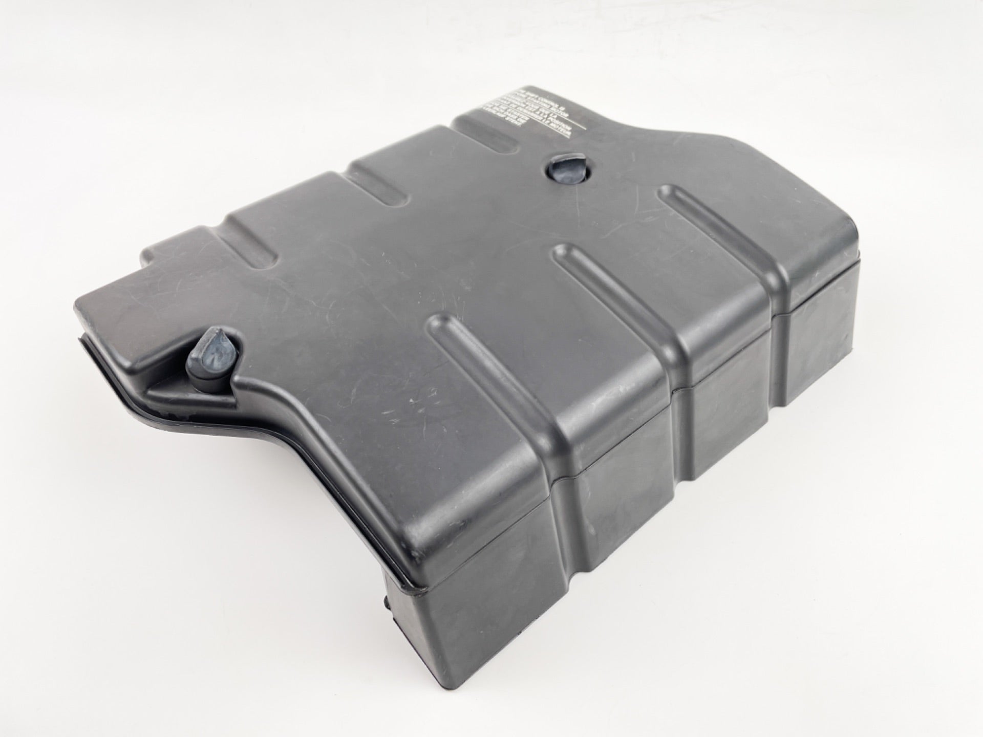 2003 Evinrude 225 HP 2 Stroke Outboard Intake Air Silencer Assembly 0439767 OEM