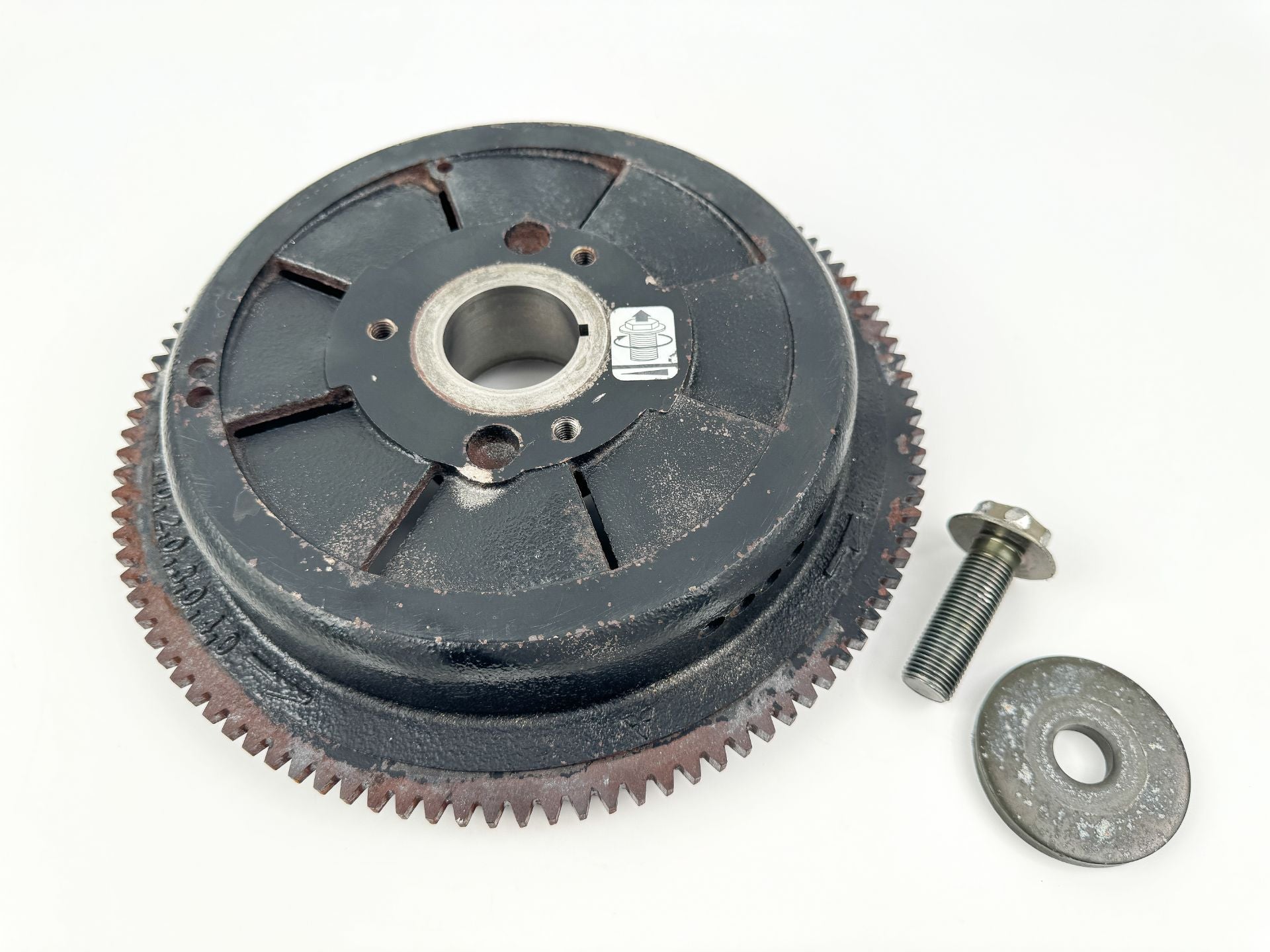 2005 Suzuki 140 HP 4 Stroke Outboard Flywheel 32102-92J10 OEM