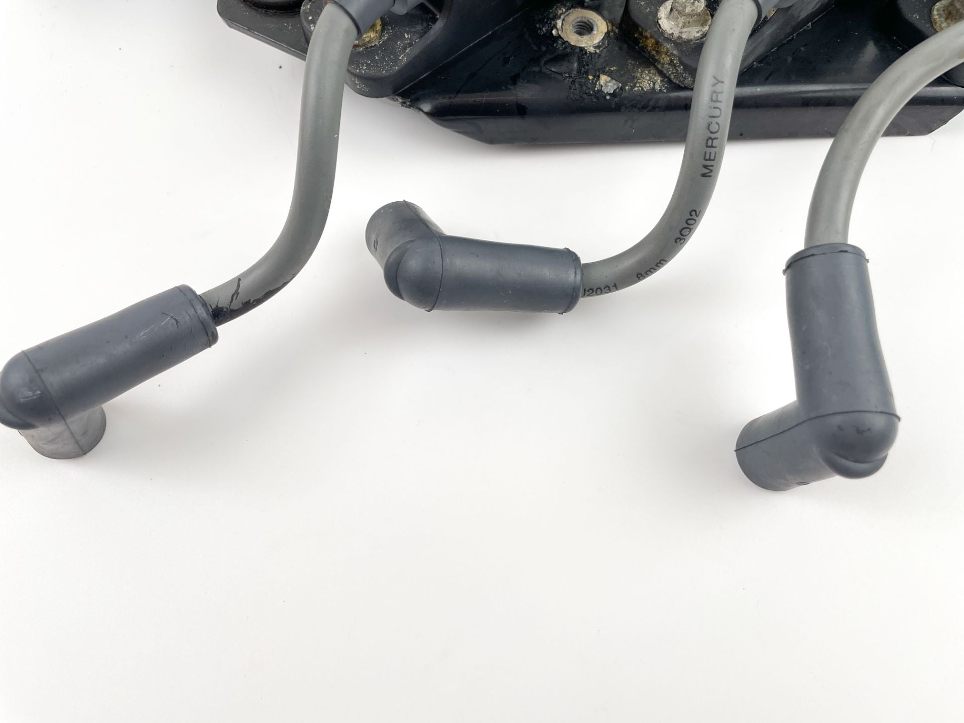 2003 Mercury 200 HP 2 Stroke Outboard Ignition Coil Set W/ Plate 827509T7 OEM