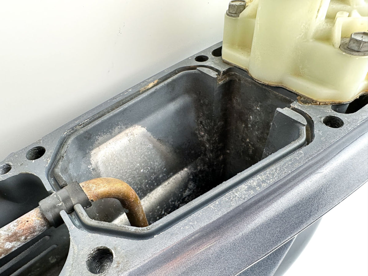 Yamaha F350 350HP Outboard 25" XL Lower Unit Gear Case LH Counter Rotation