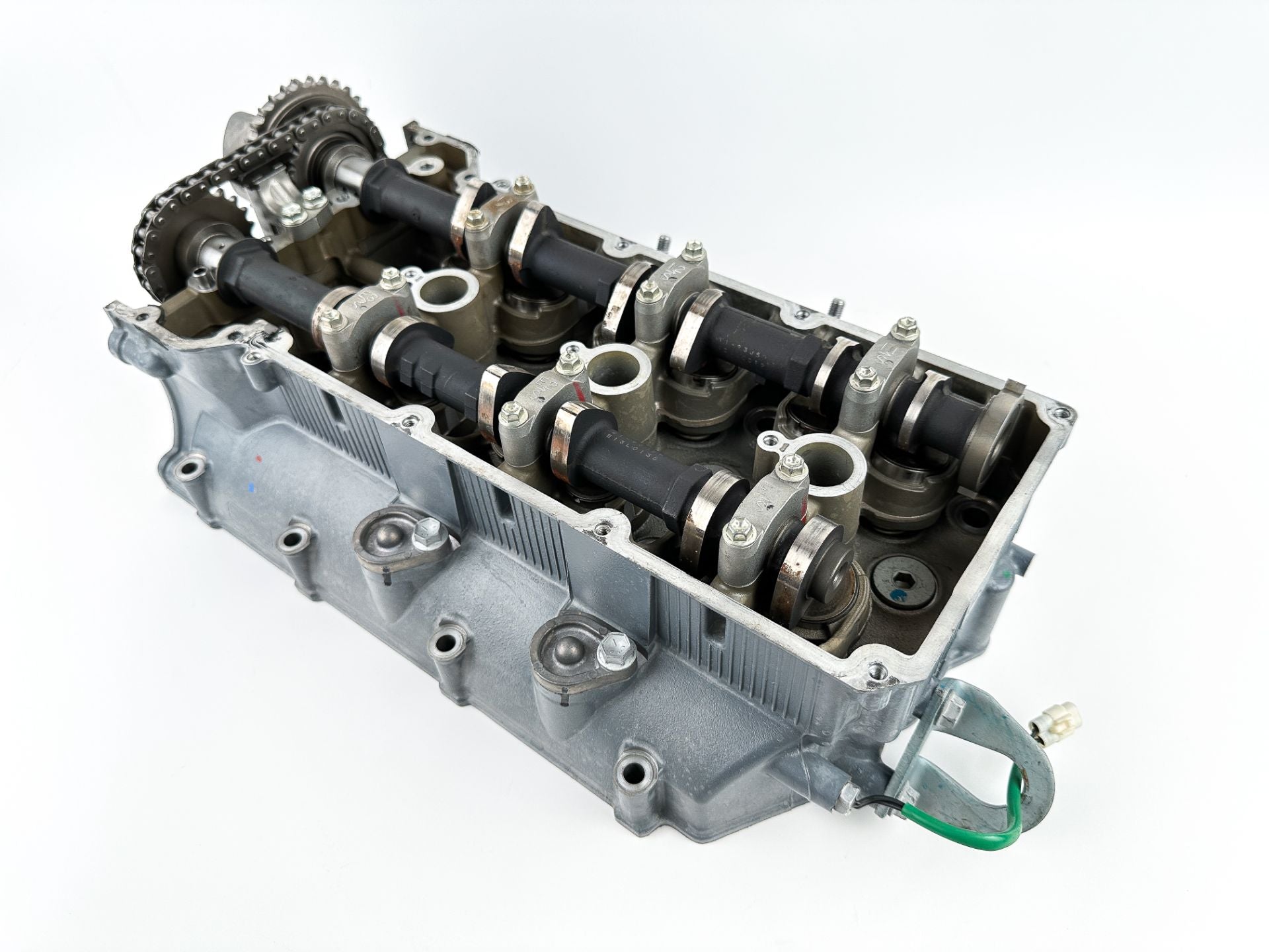 2024 Suzuki 250 HP 4 Stroke Outboard Starboard Cylinder Head 11101-93J20 OEM