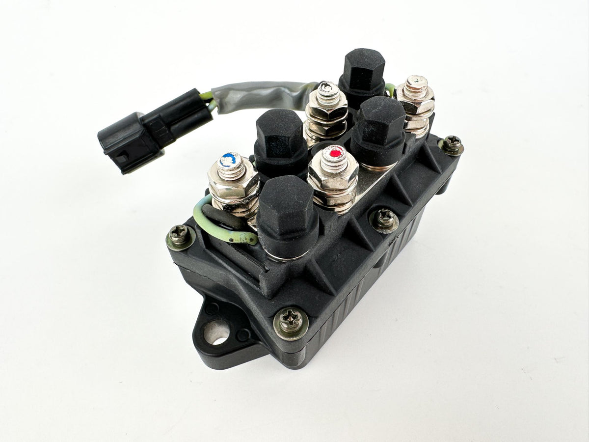 2005 Yamaha 200 HP 2 Stroke Outboard Trim Tilt Relay 61A-81950-00-00 OEM