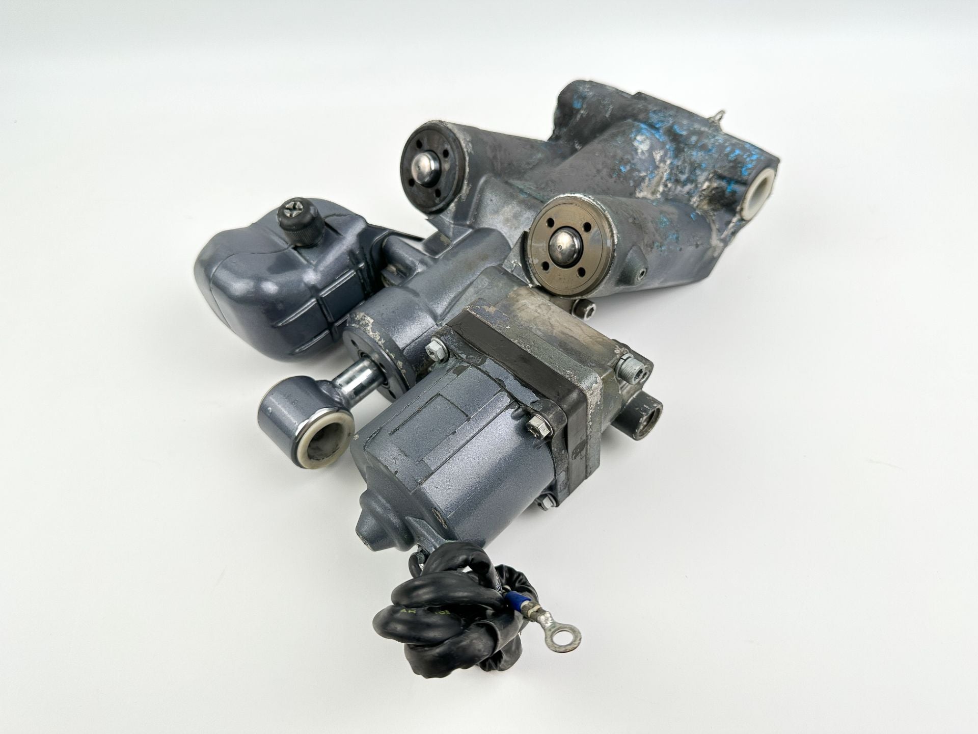 Yamaha F115 115 HP 4 Stroke Outboard Power Trim Tilt Unit 68V-43800-01-4D OEM