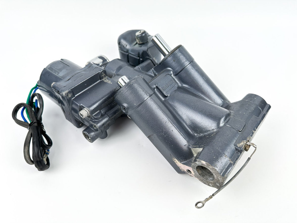 2001 Yamaha 150 HP 2 Stroke Outboard Power Trim Tilt Unit 64E-43800-01-4D OEM