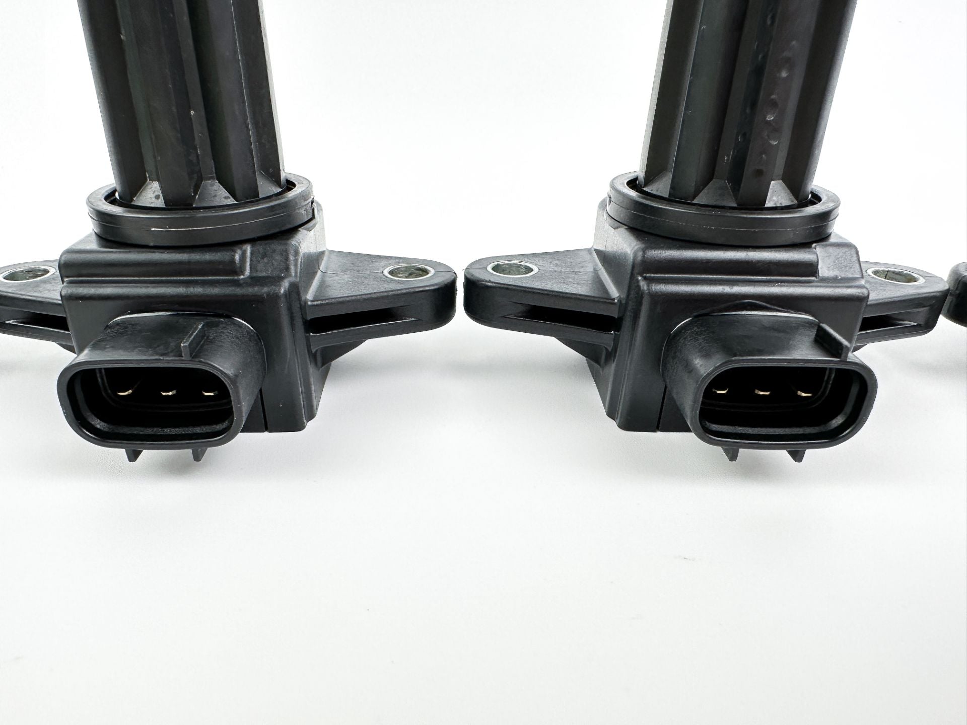 2008 Yamaha 250 HP 4 Stroke Outboard Ignition Coil Set 6P2-82310-01-00 OEM