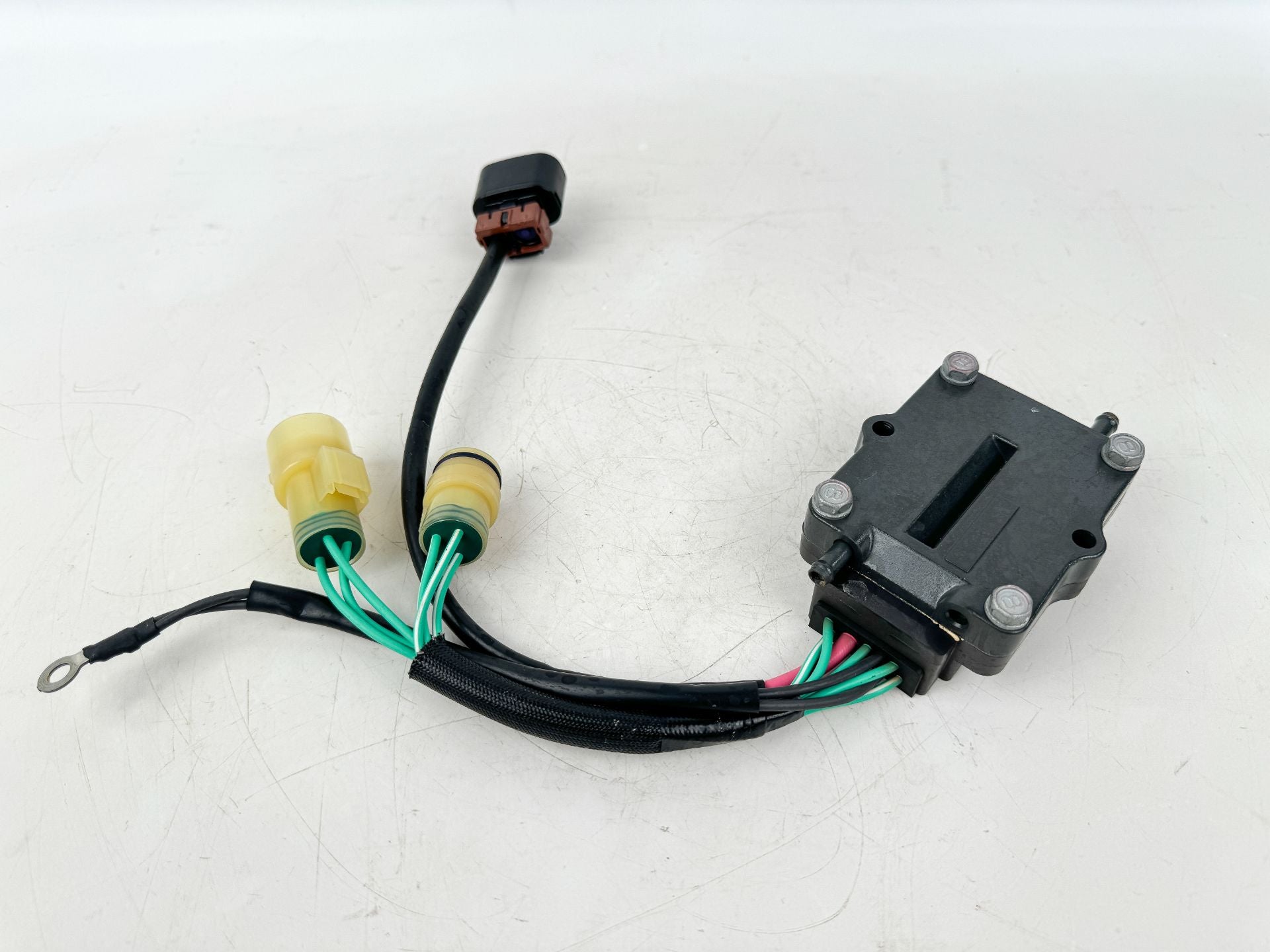 2016 Yamaha 250 HP 4 Stroke Outboard Rectifier & Regulator 6CB-81960-10-00 OEM