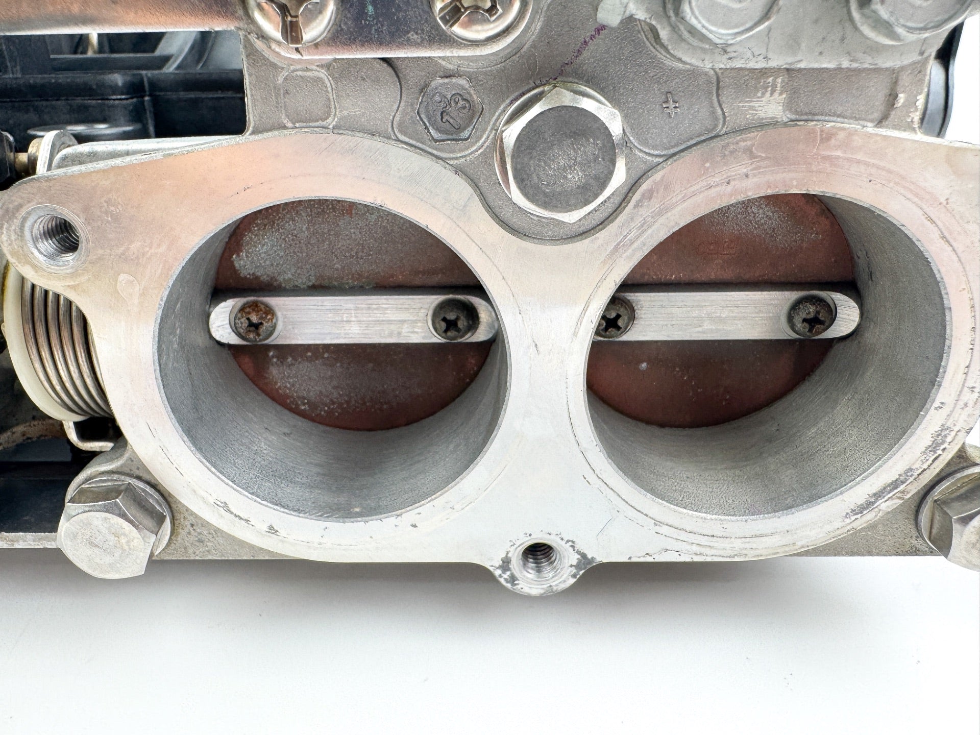 2008 Yamaha 150 HP 4 Stroke Intake Manifold & Throttle Body 63P-13751-01-00 Tested