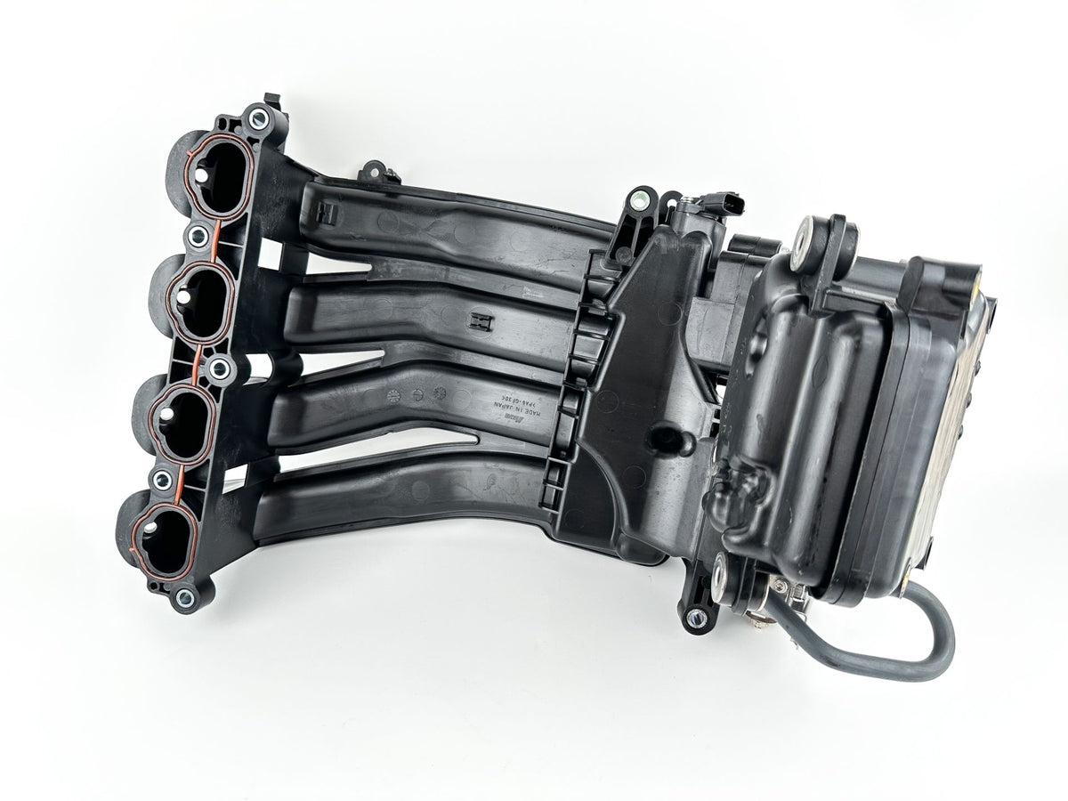 2013 Yamaha 115 HP 4 Stroke Outboard Intake Manifold W/ Throttle Body 68V-W1364-10-00