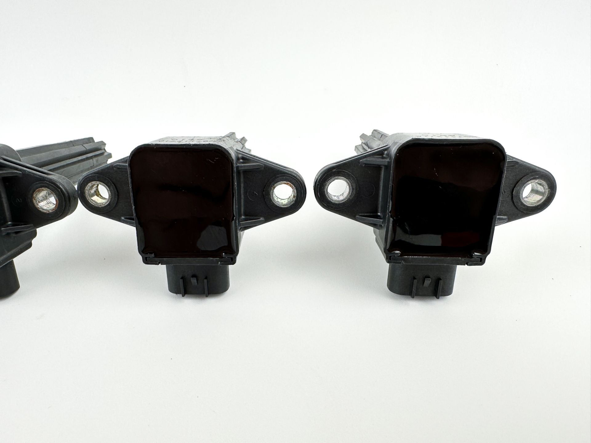 2009 Yamaha 250 HP 4 Stroke Outboard Ignition Coil Set 6P2-82310-01-00 OEM