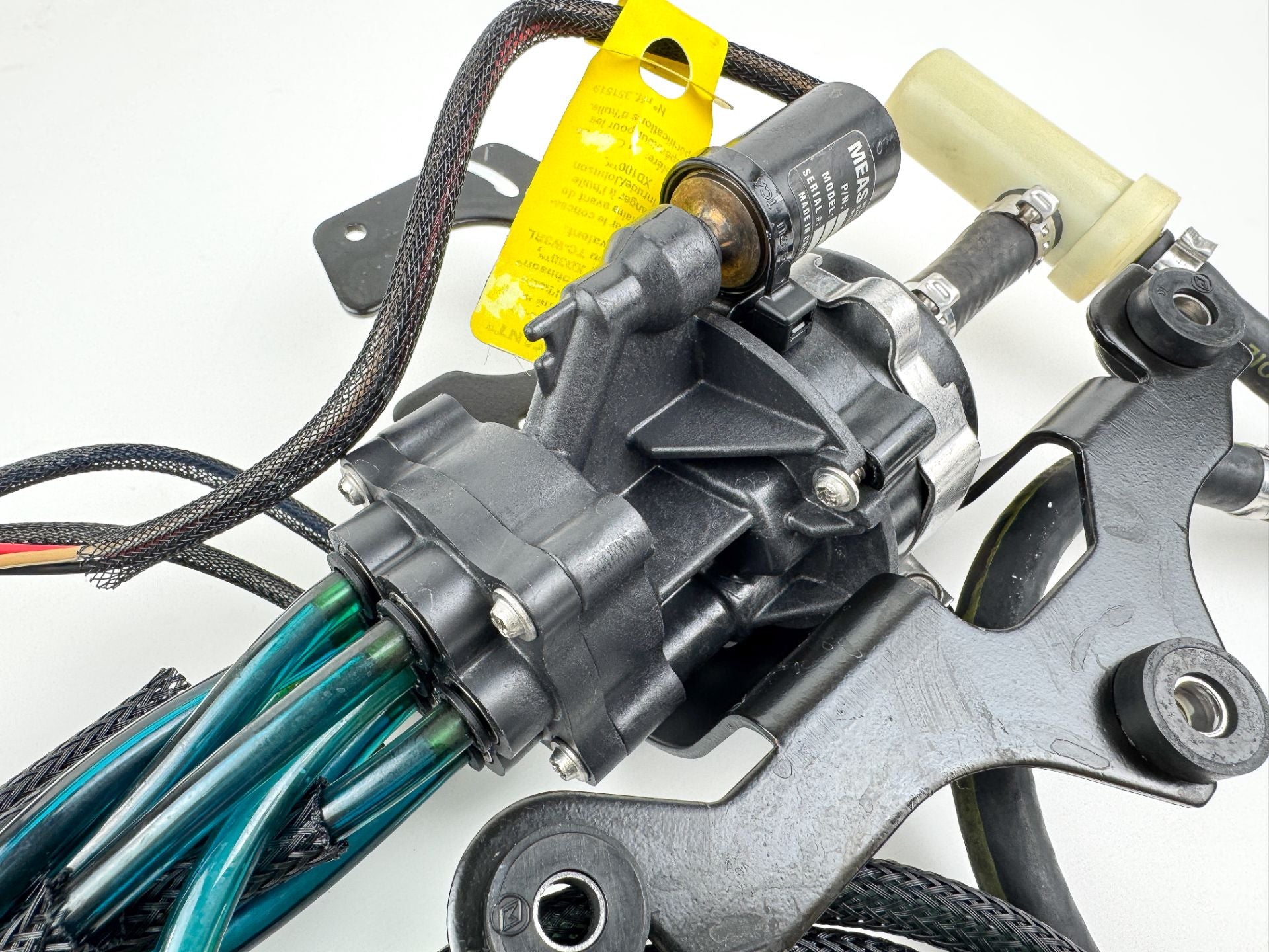 2008 Evinrude 300 HP 2 Stroke Outboard Oil Pump 5007639 OEM