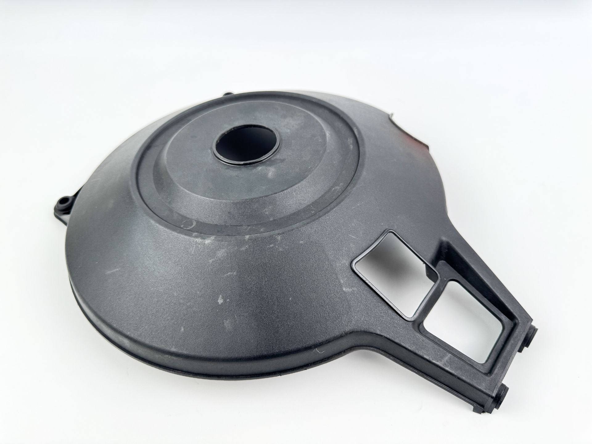 1988 Yamaha 130 HP 2 Stroke Outboard Flywheel Cover 6E5-81337-00-00 OEM