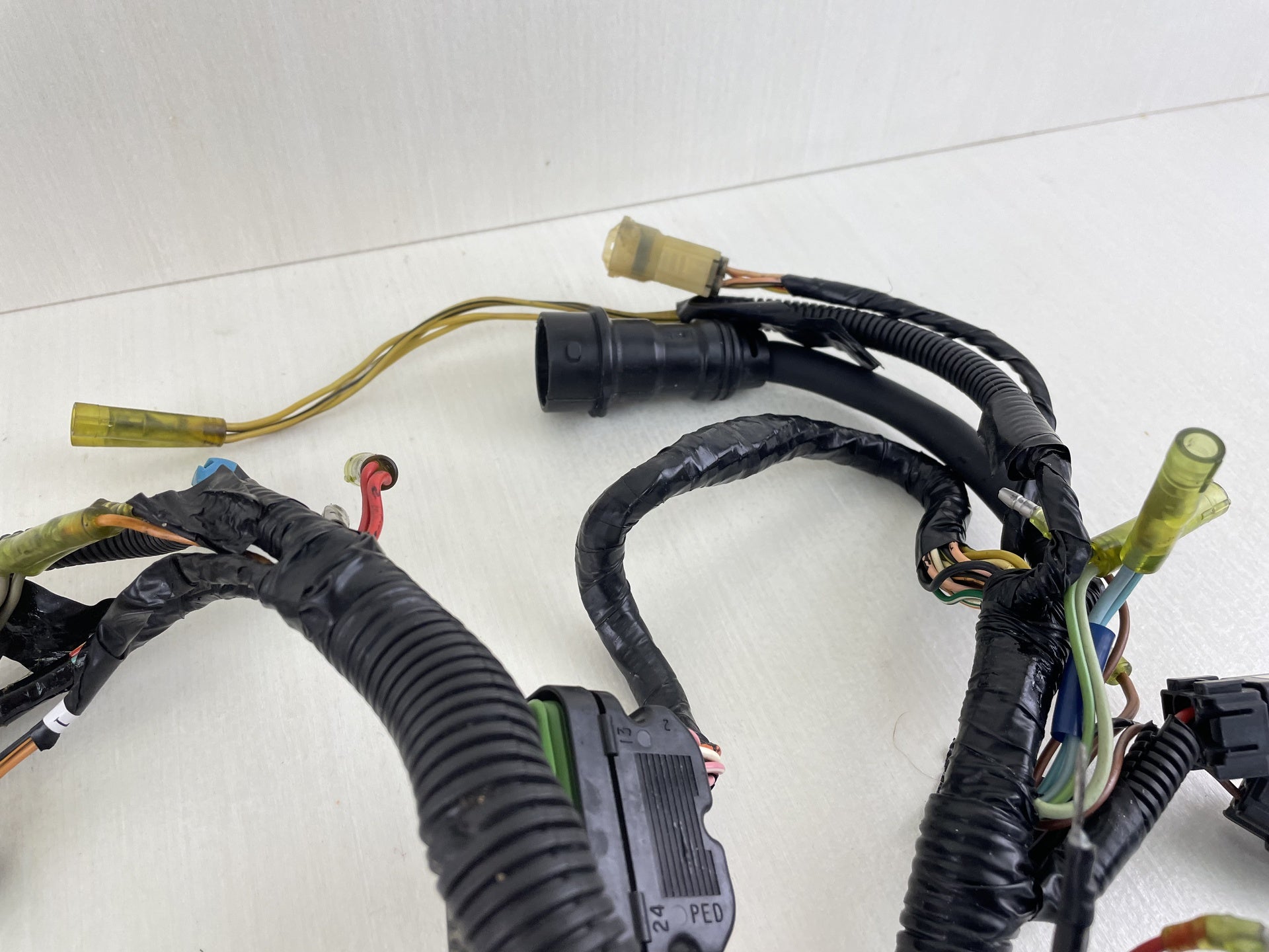 2002 Yamaha 30HP F30 Outboad Engine Wire Harness 67C-82590-20-00