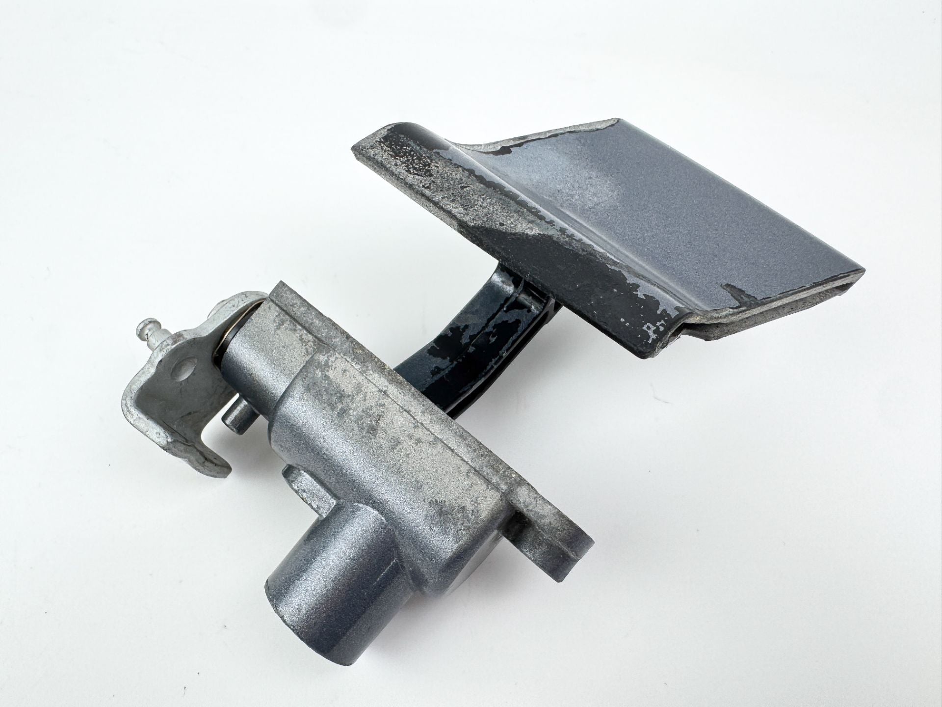 2005 Yamaha 250 HP 4 Stroke Outboard Latch Handle Set 69J-42816-00-8D OEM