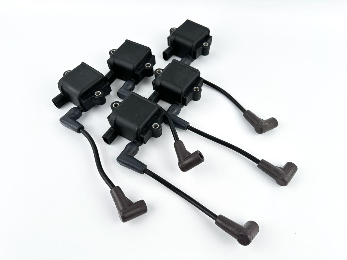 2005 Mercury 225 HP 2 Stroke Outboard Ignition Coil Set 856991A1 OEM