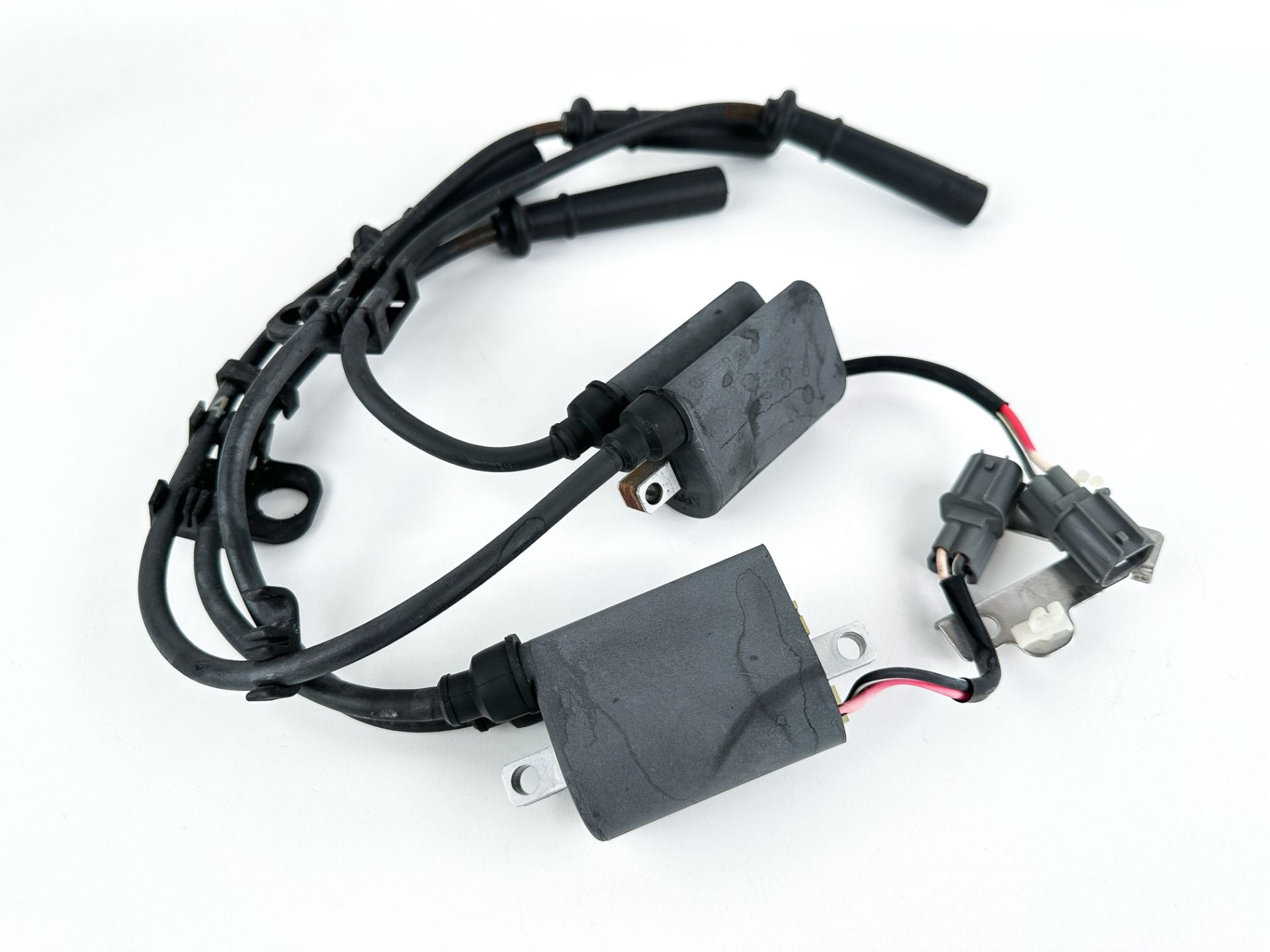 2005 Yamaha 115 HP 4 Stroke Outboard Ignition Coil Set 68V-82310-00-00 OEM