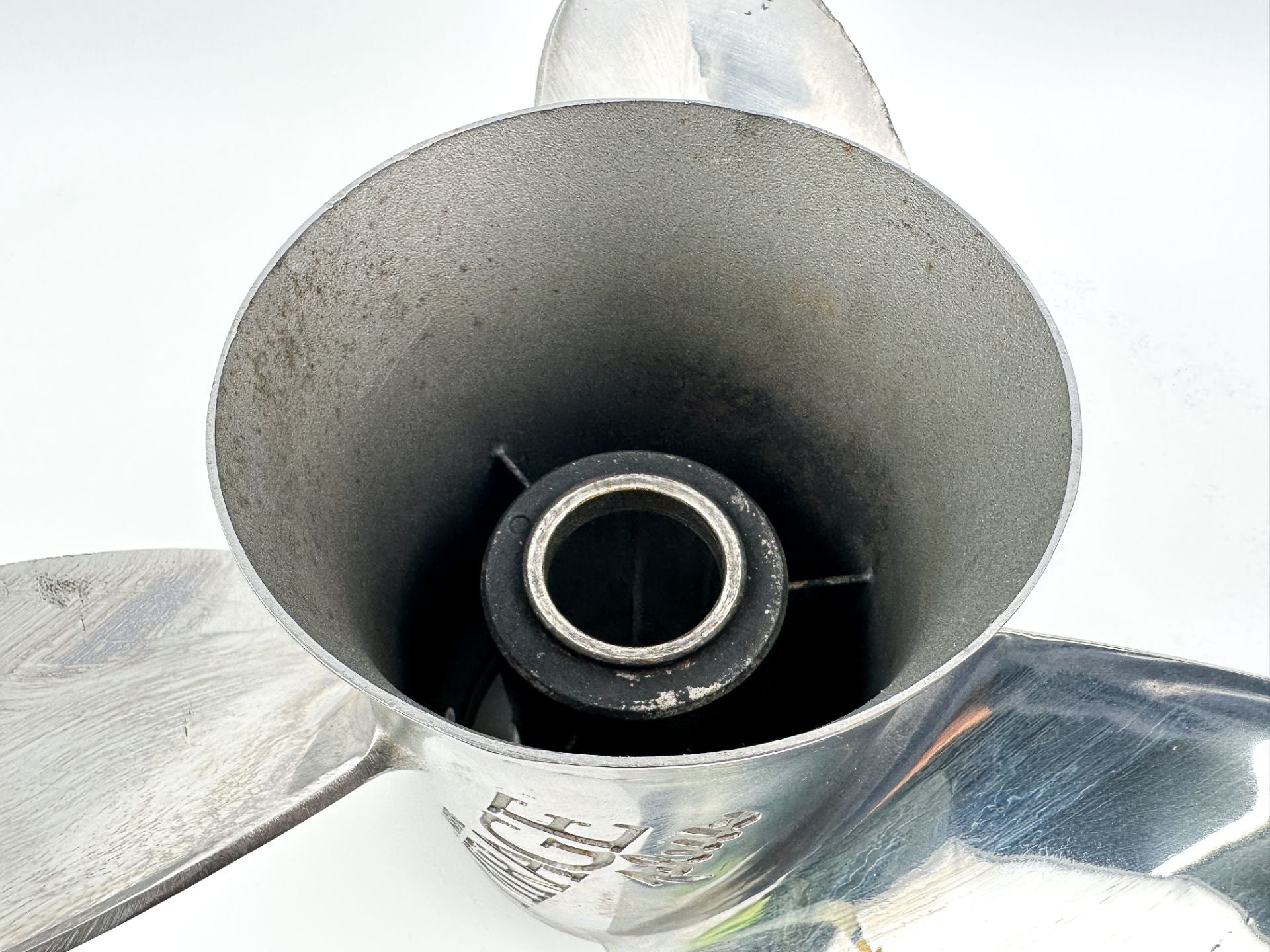 Mercury Mirage Stainless Steel Prop Propeller 15 1/4" x 19P 48-13700 RH