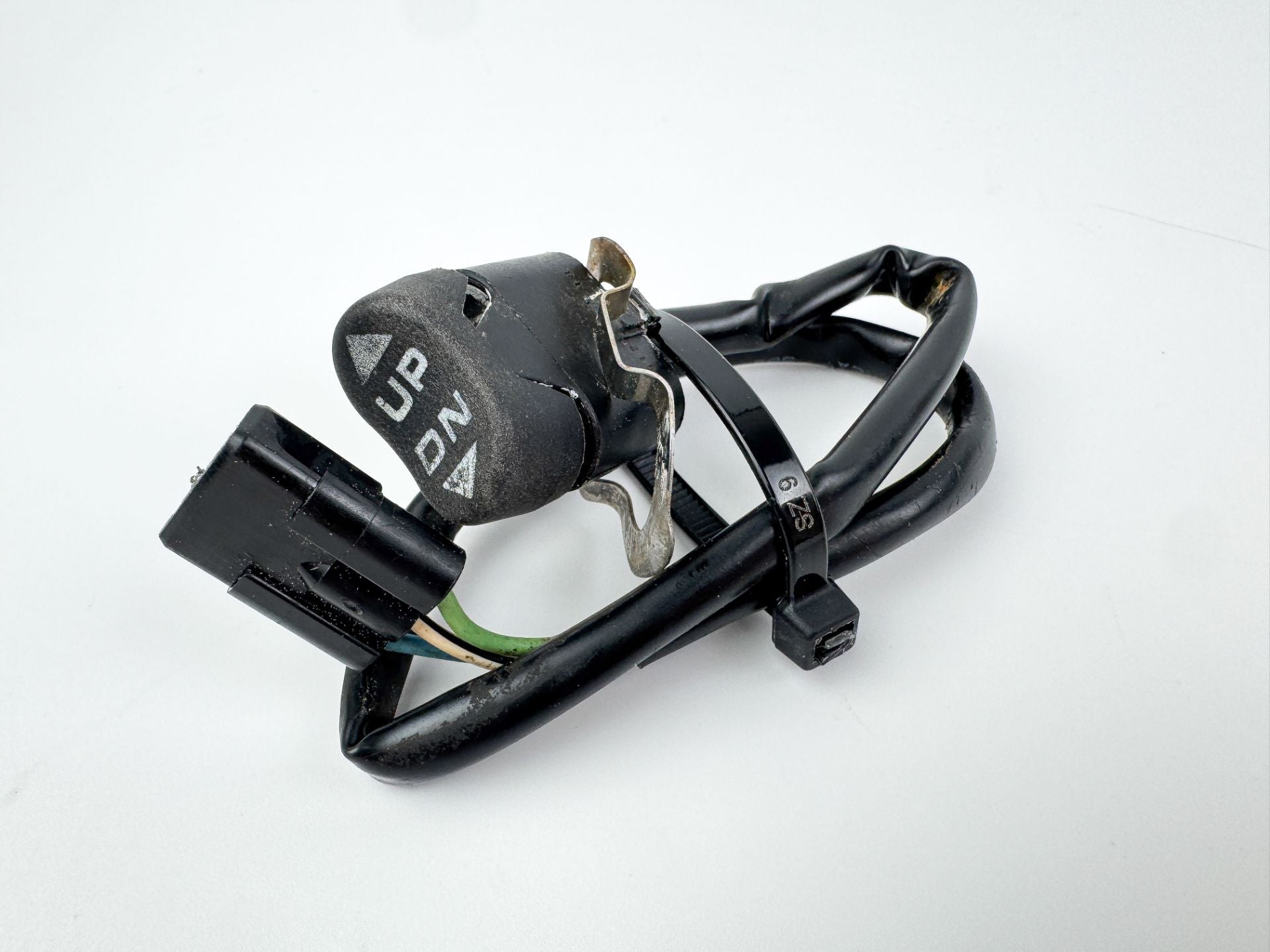 2010 Honda 60 HP 4 Stroke Outboard Trim Switch 35640-ZZ3-003 OEM