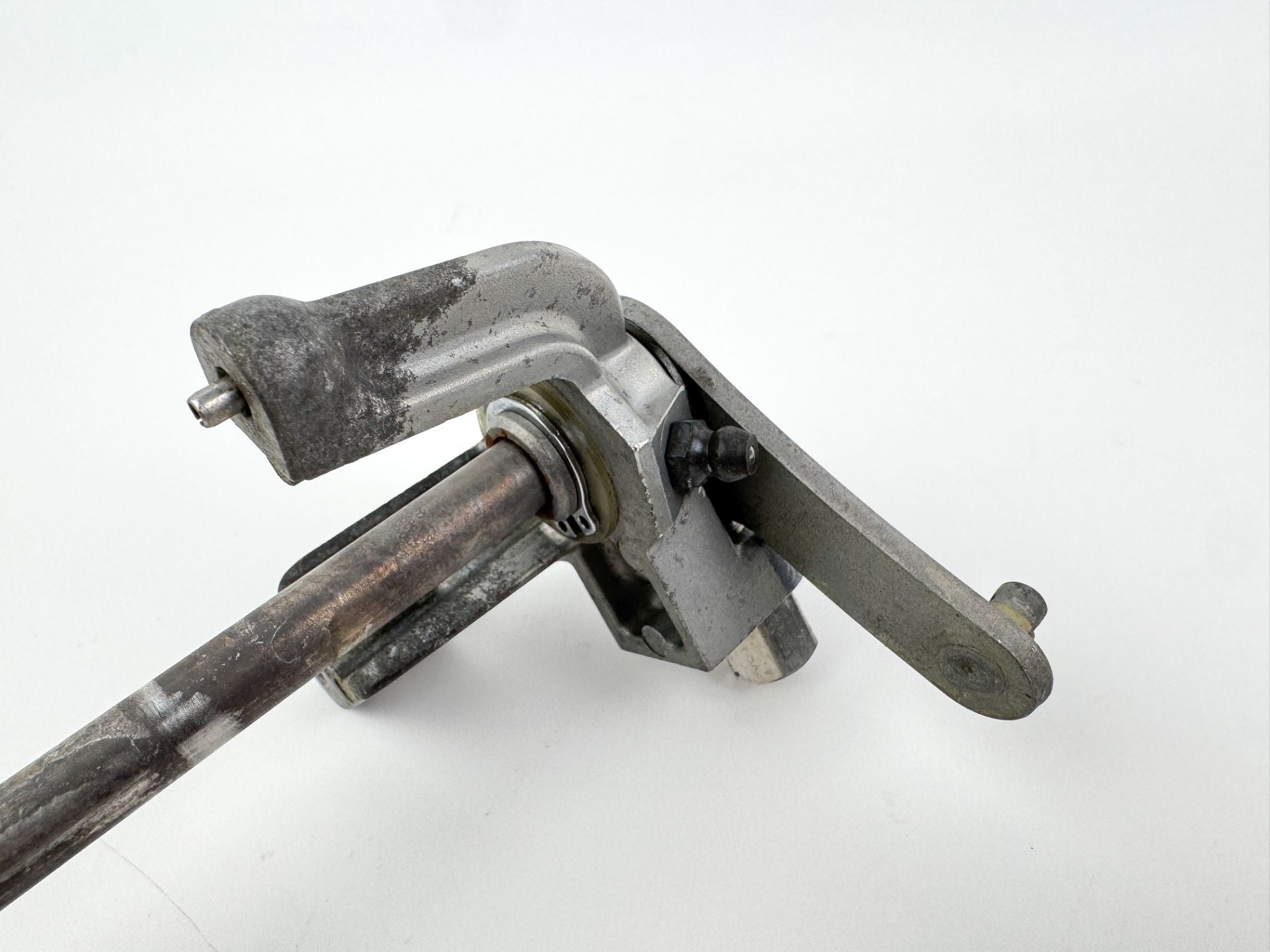 2004 Yamaha 150 HP 4 Stroke Outboard Shift Shaft 63P-44120-00-00 OEM