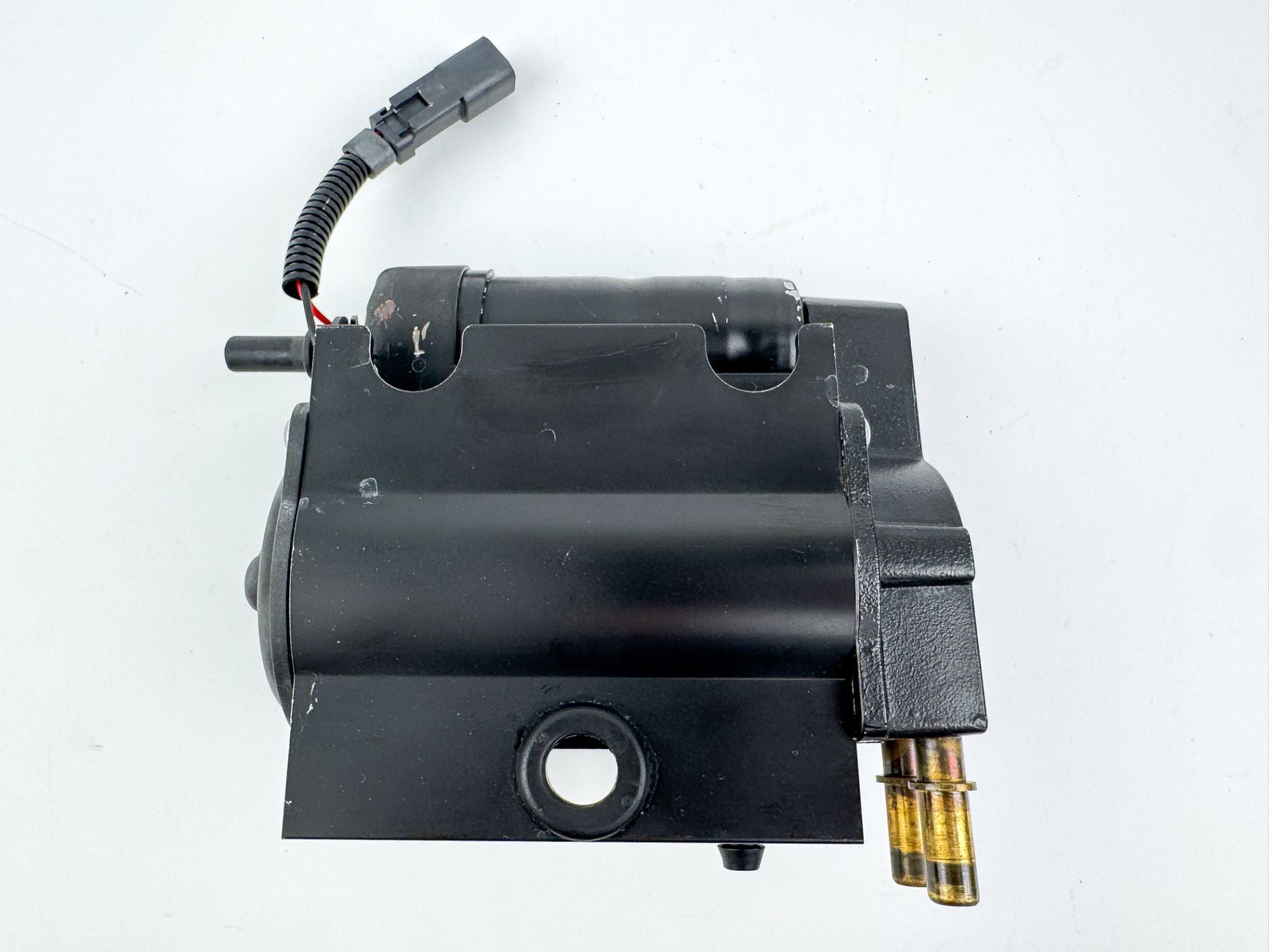 2005 Evinrude 115 HP 2 Stroke Outboard Vapor Separator Tank VST 5004428 Repair
