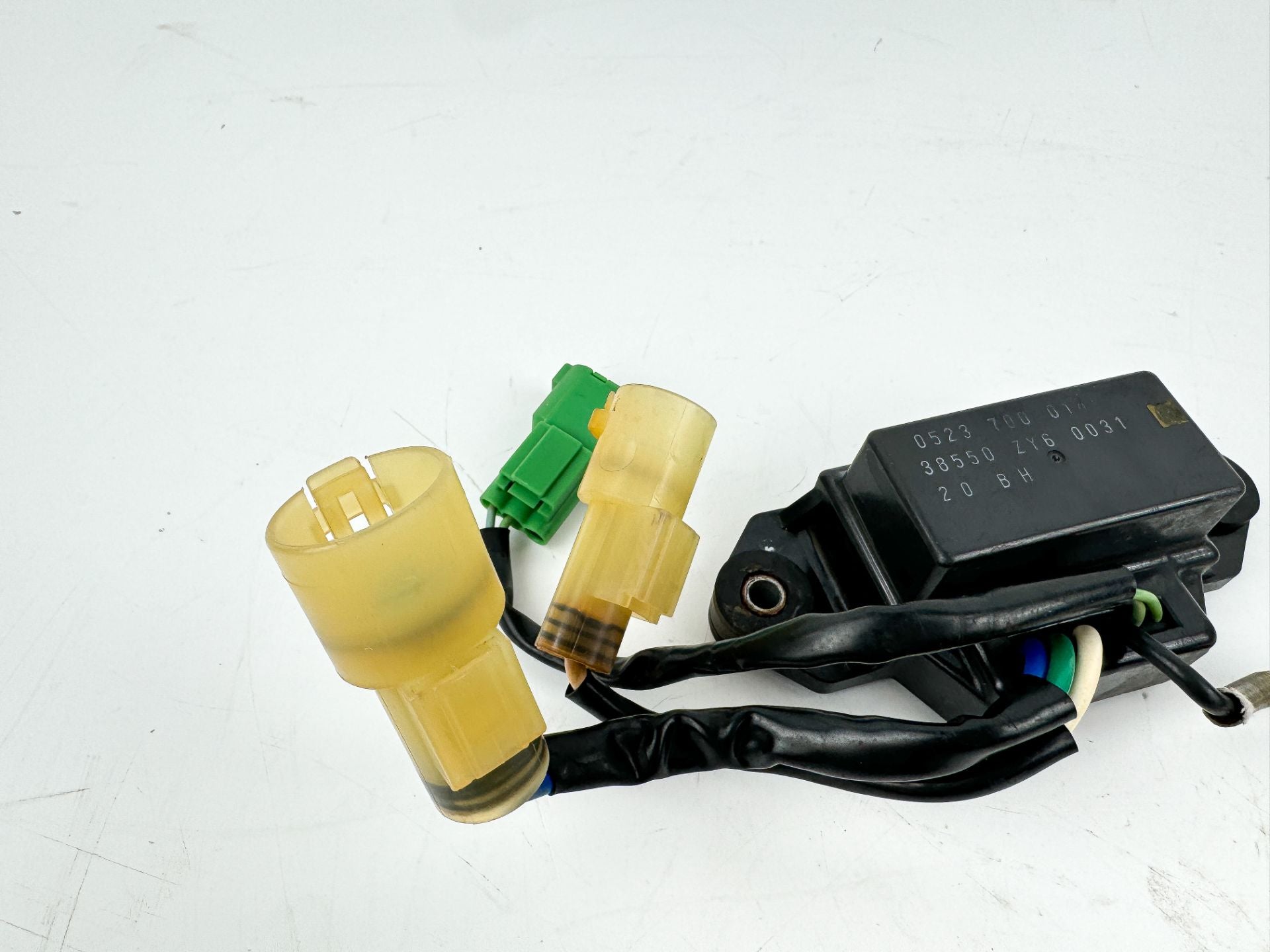 2007 Honda 135 HP 4 Stroke Outboard Trim Tilt Relay 38550-ZY6-003 OEM