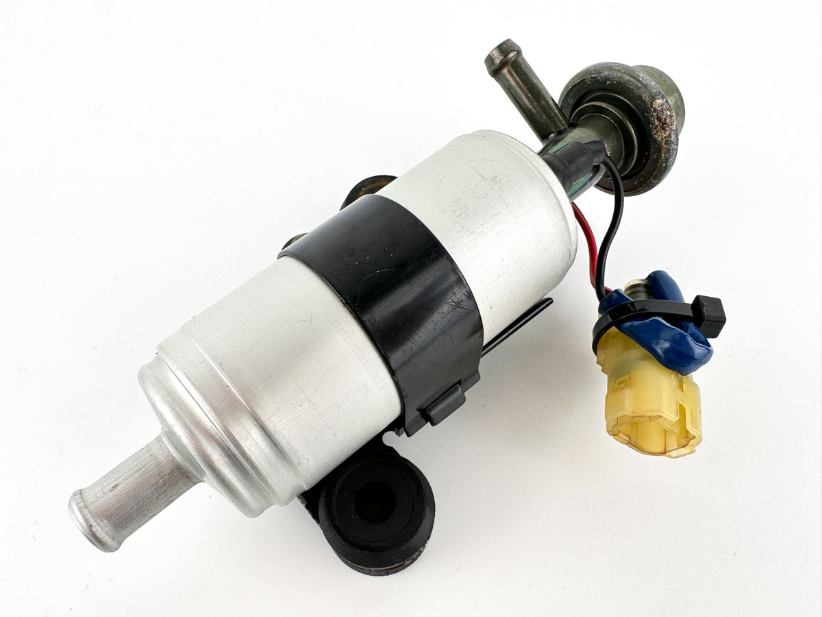 Suzuki 200 225 250 300 350 HP Outboard Low Pressure Lift Fuel Pump 15100-94900 Tested