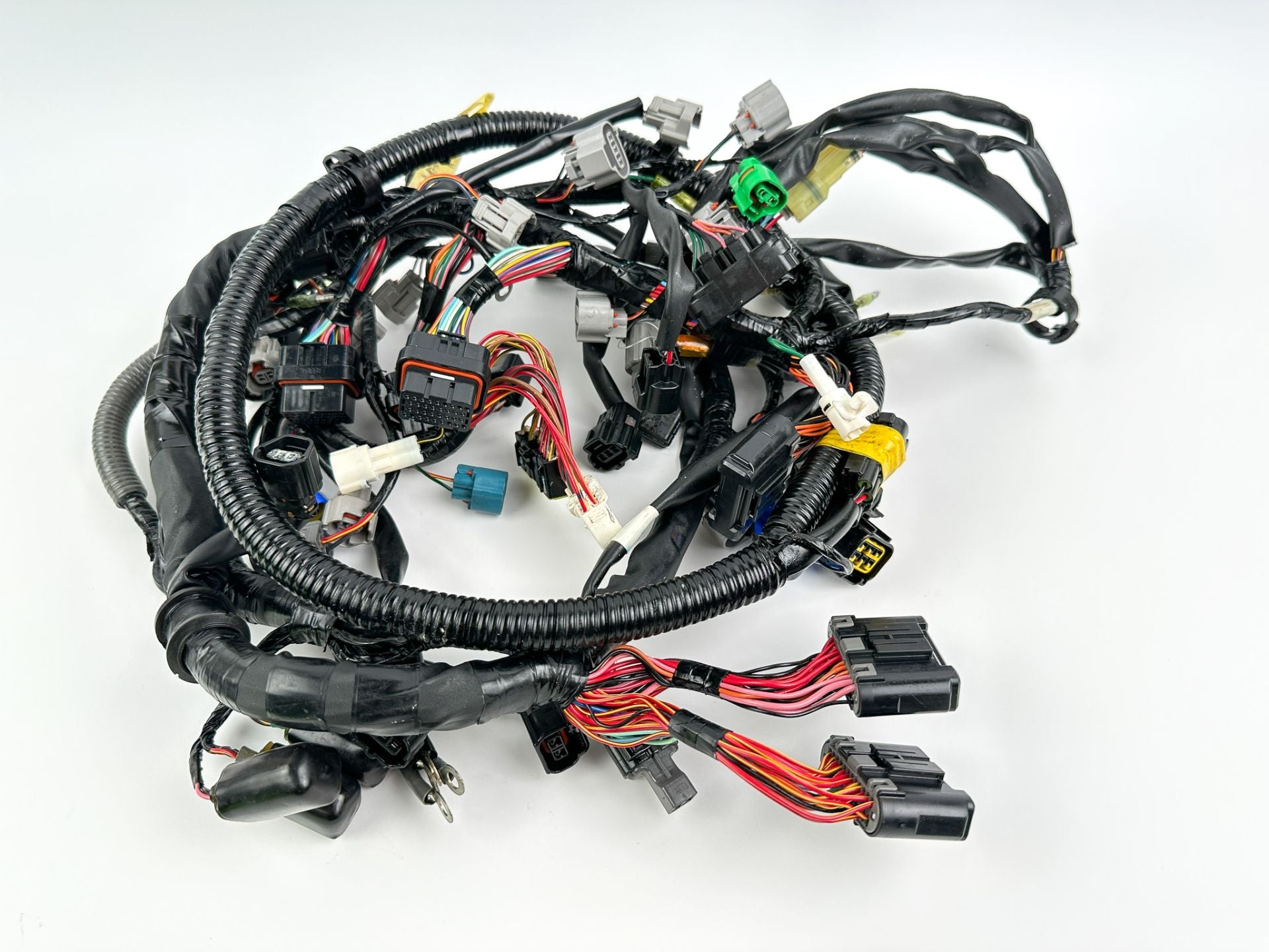 2019 Yamaha 250 HP 4 Stroke Outboard Engine Wire Harness 6CE-82590-15-00 OEM