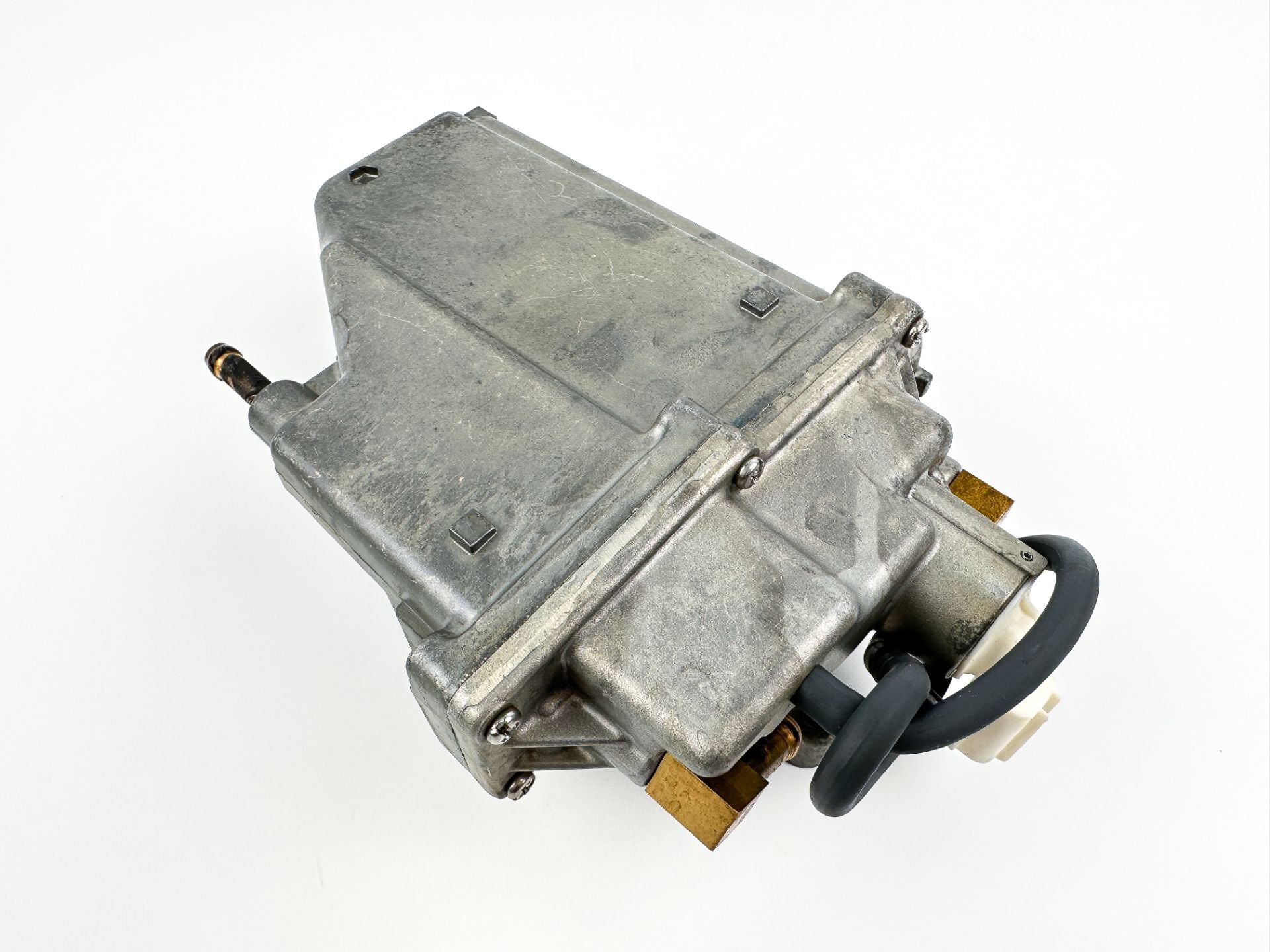 2003 Yamaha 115 HP 4 Stroke Outboard VST Float Chamber Assembly Cleaned & Tested