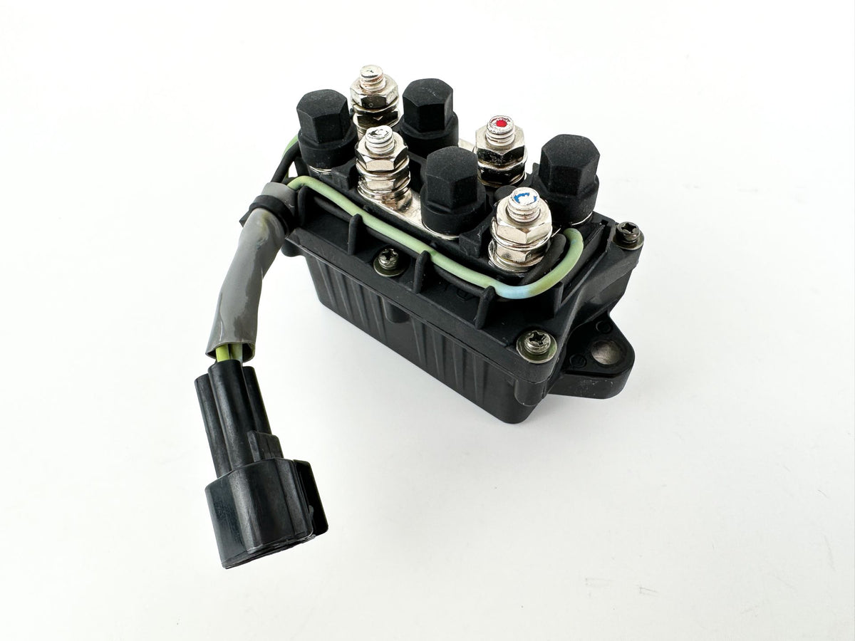 2005 Yamaha 200 HP 2 Stroke Outboard Trim Tilt Relay 61A-81950-00-00 OEM
