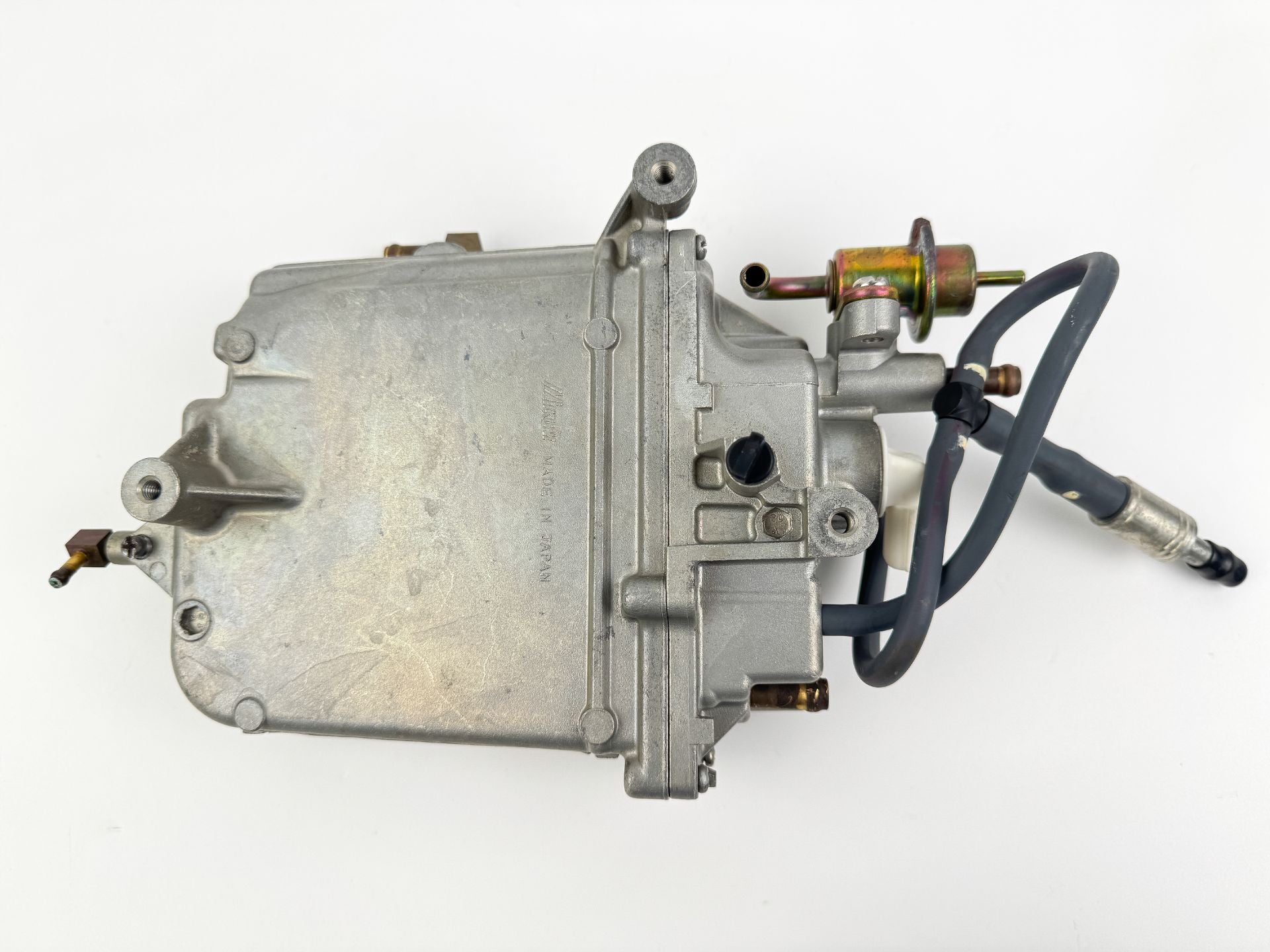 2004 Yamaha 150 HP 4 Stroke Outboard VST Float Chamber Assembly 63P-14180-01-00 OEM