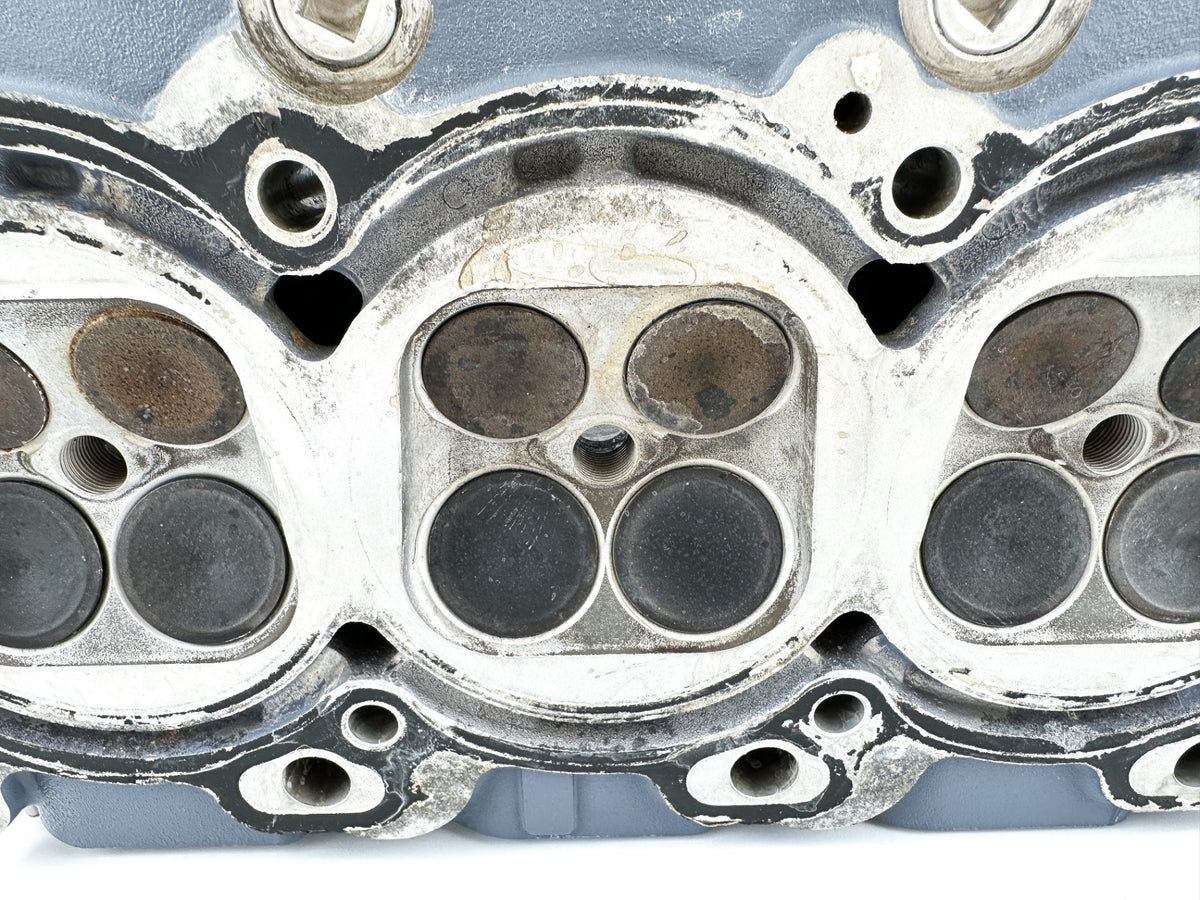2003 Yamaha 225 HP 4 Stroke Outboard Starboard Cylinder Head 69J-W009A-01-1S OEM
