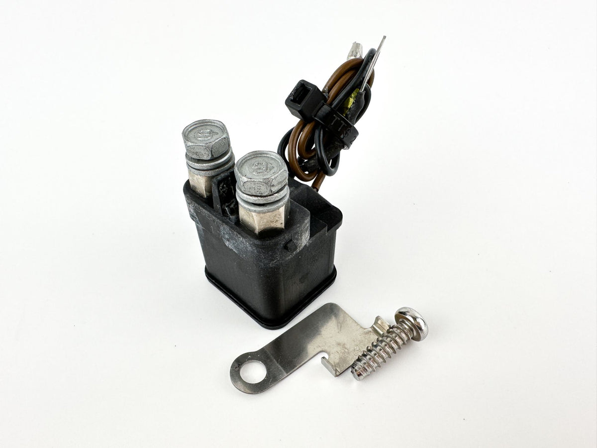 2002 Yamaha 200 HP 4 Stroke Outboard Starter Relay 68V-8194A-00-00 OEM