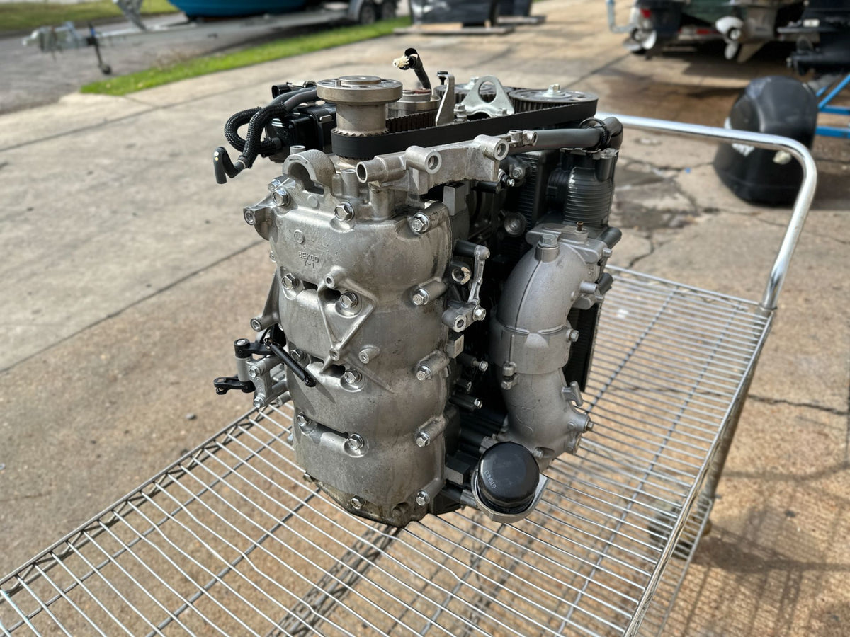 2019 Yamaha 115 HP 4 Stroke Outboard Powerhead 6EK-W009B-12-9S OEM