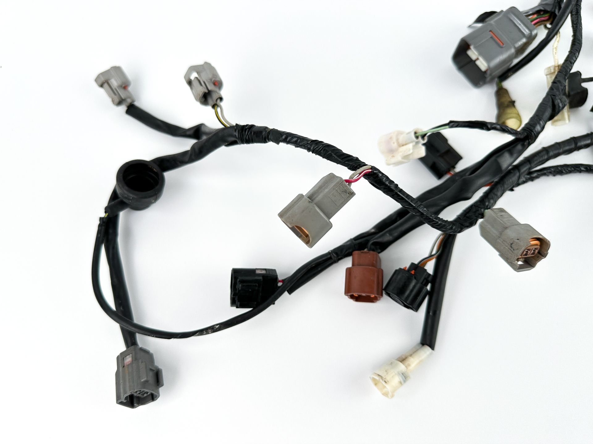 2011 Suzuki 140 HP 4 Stroke Outboard Engine Wire Harness 36610-90J92 OEM