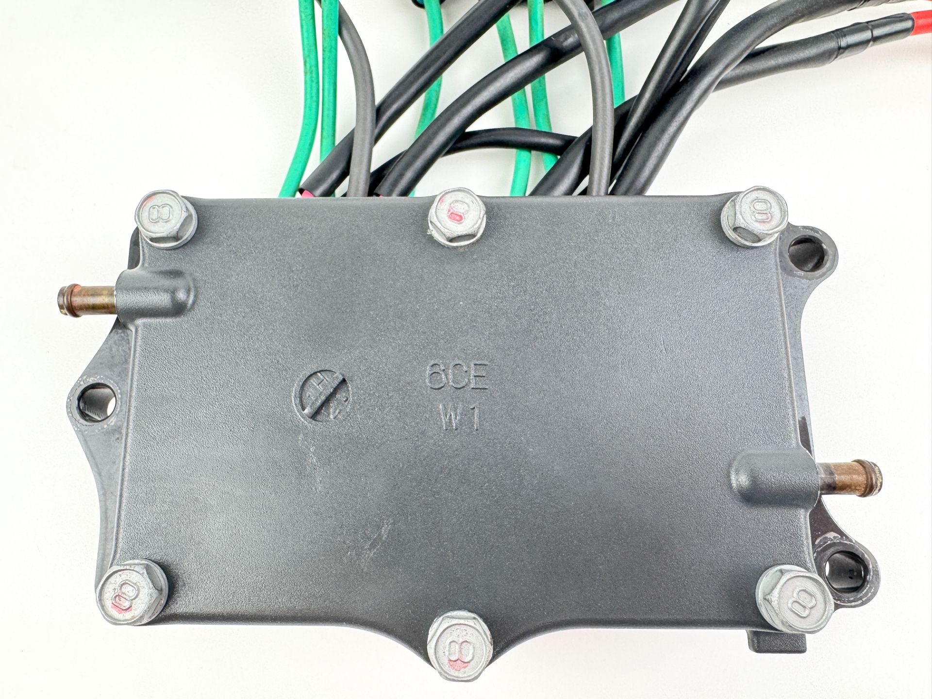 2012 Yamaha 300 HP 4 Stroke Outboard Rectifier & Regulator 6CE-81960-00-00 Damaged